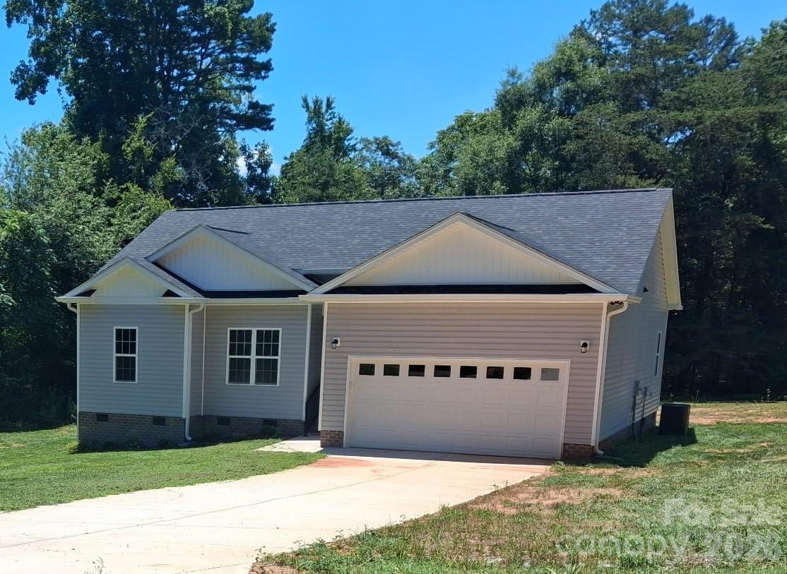 Single Family Residence at 125 Kiser Street, Bessemer City, photo 2 of 18
