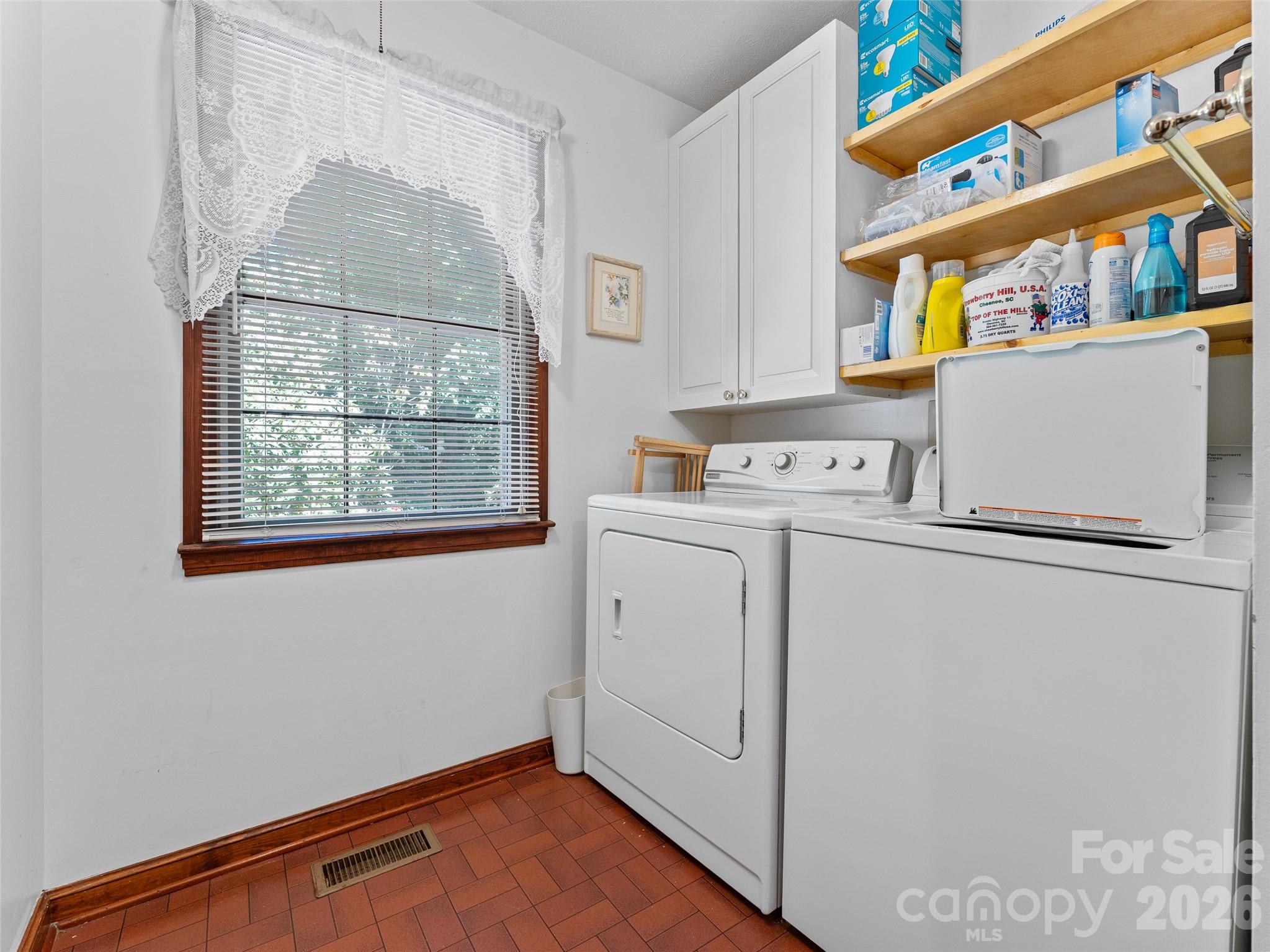 Laundry Room - 3 Westbridge Drive, Hendersonville