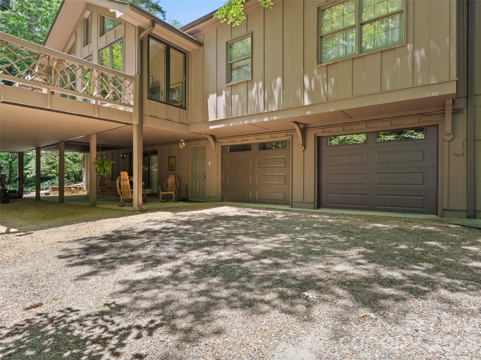 Double Garage & Covered Patio - 3 Westbridge Drive, Hendersonville