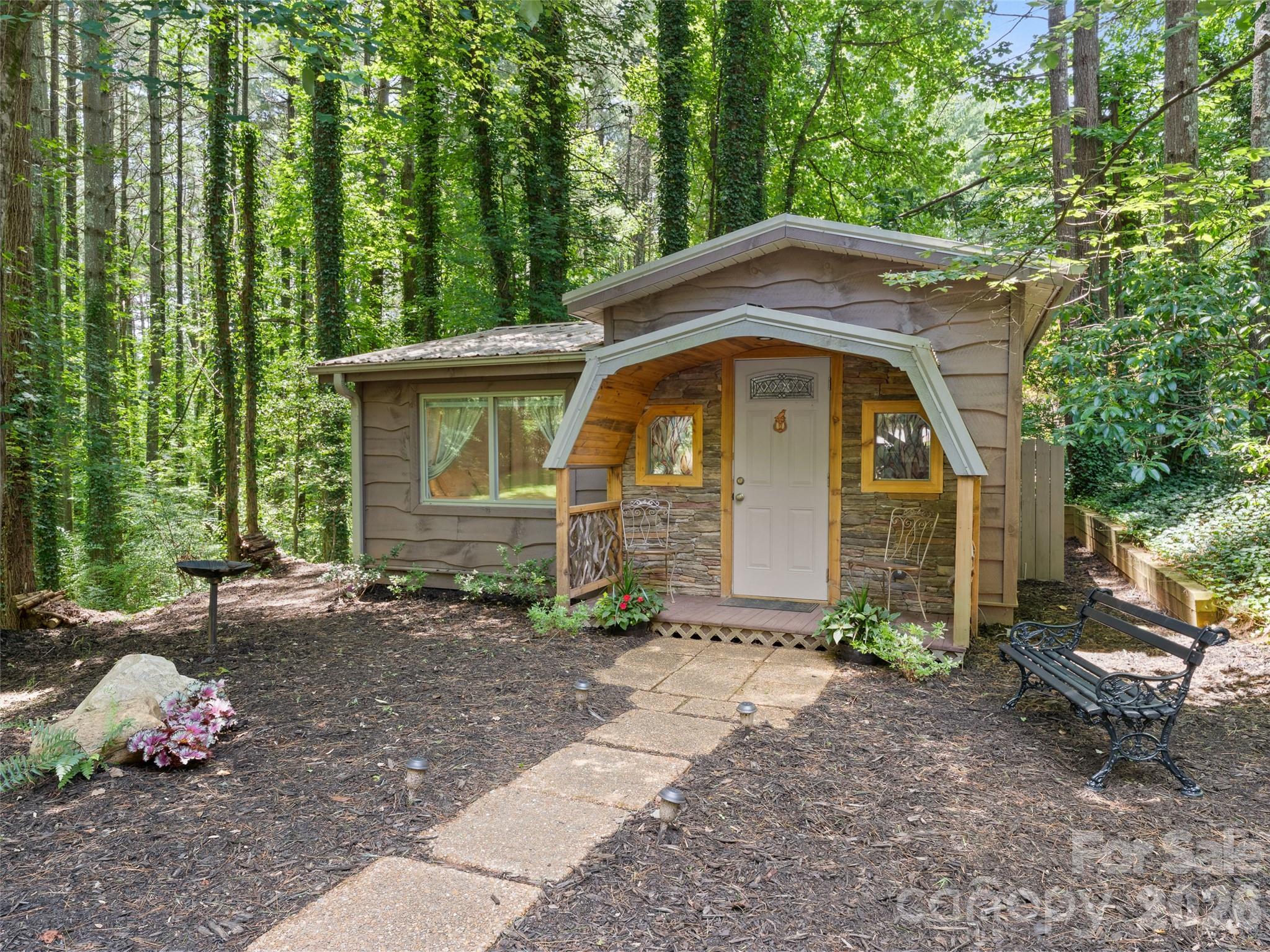 Studio - 3 Westbridge Drive, Hendersonville