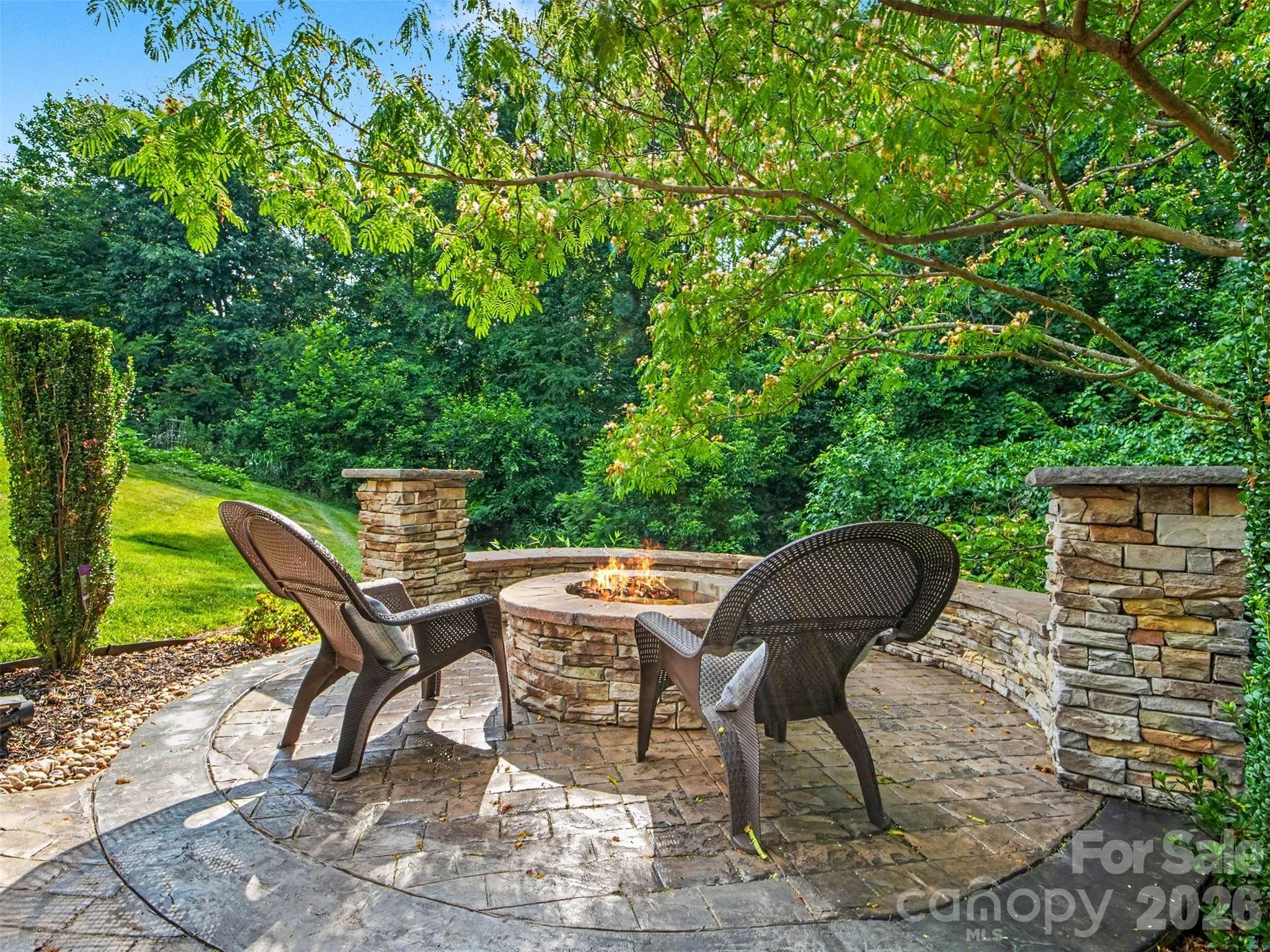 Perfect for entertaining - 155 Wood Acre Drive, Mooresville