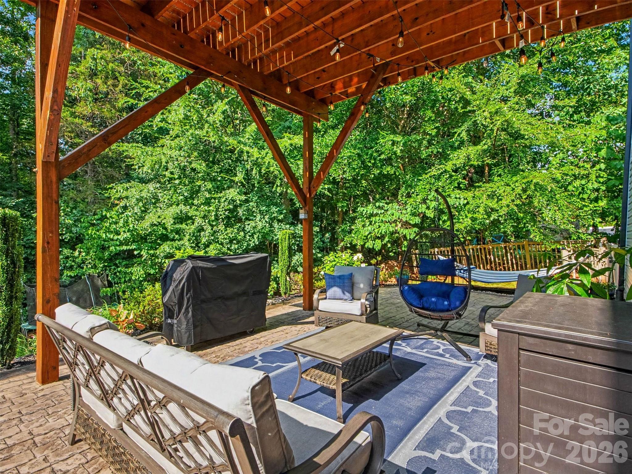 An entertainer's dream - 155 Wood Acre Drive, Mooresville