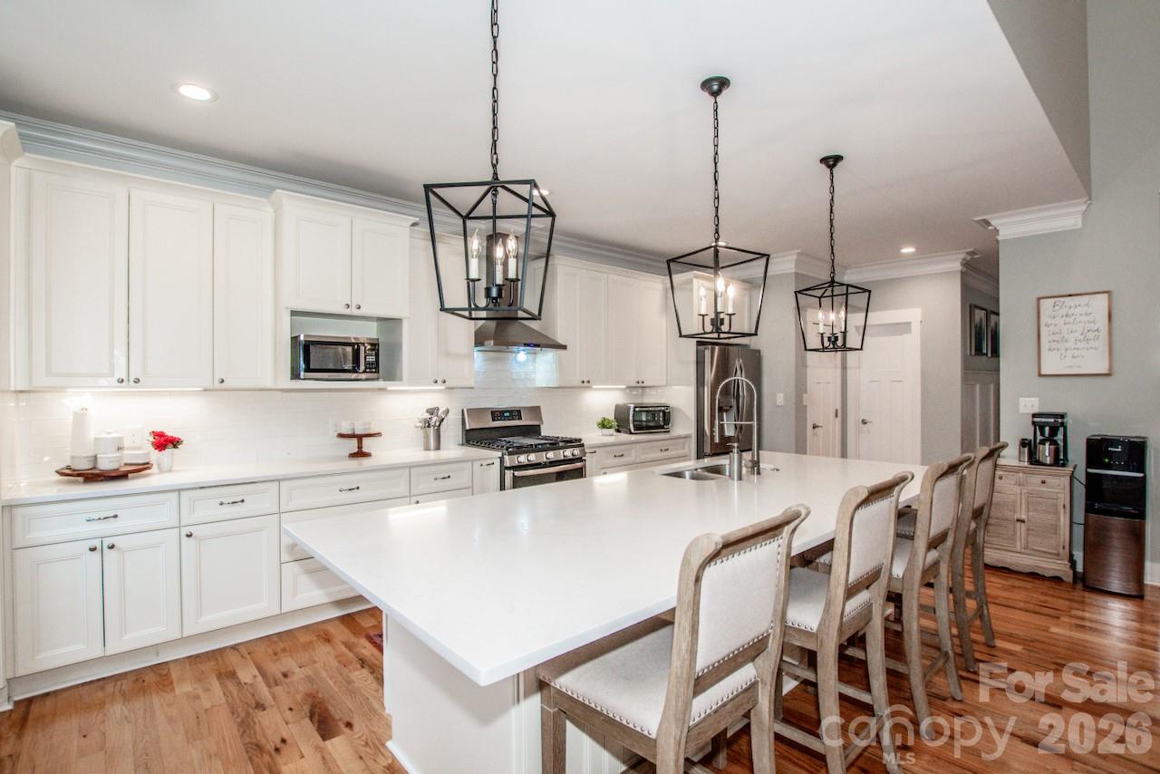Beautiful backsplash - 155 Wood Acre Drive, Mooresville