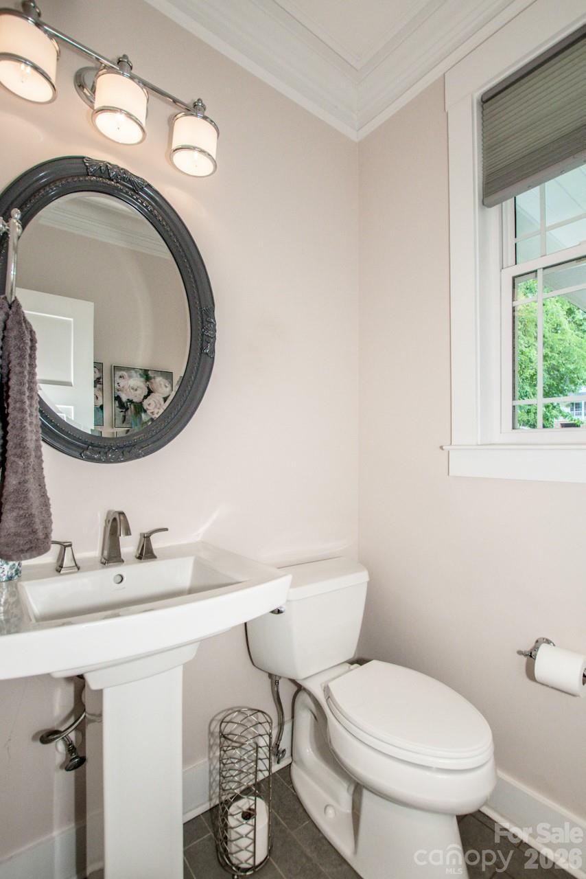 Half bath on main - 155 Wood Acre Drive, Mooresville