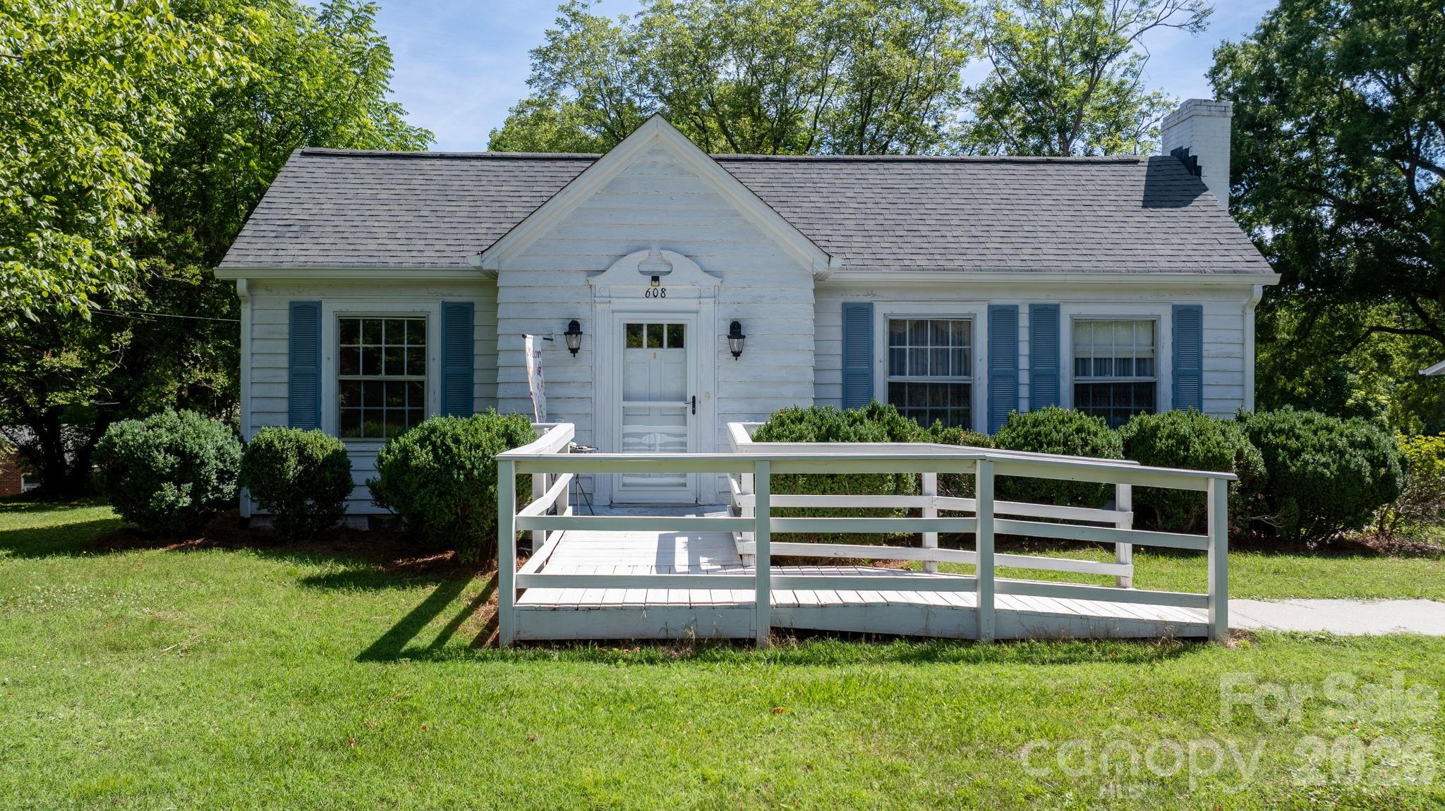 Single Family Residence at 608 1st Street W, Conover, photo 2 of 42