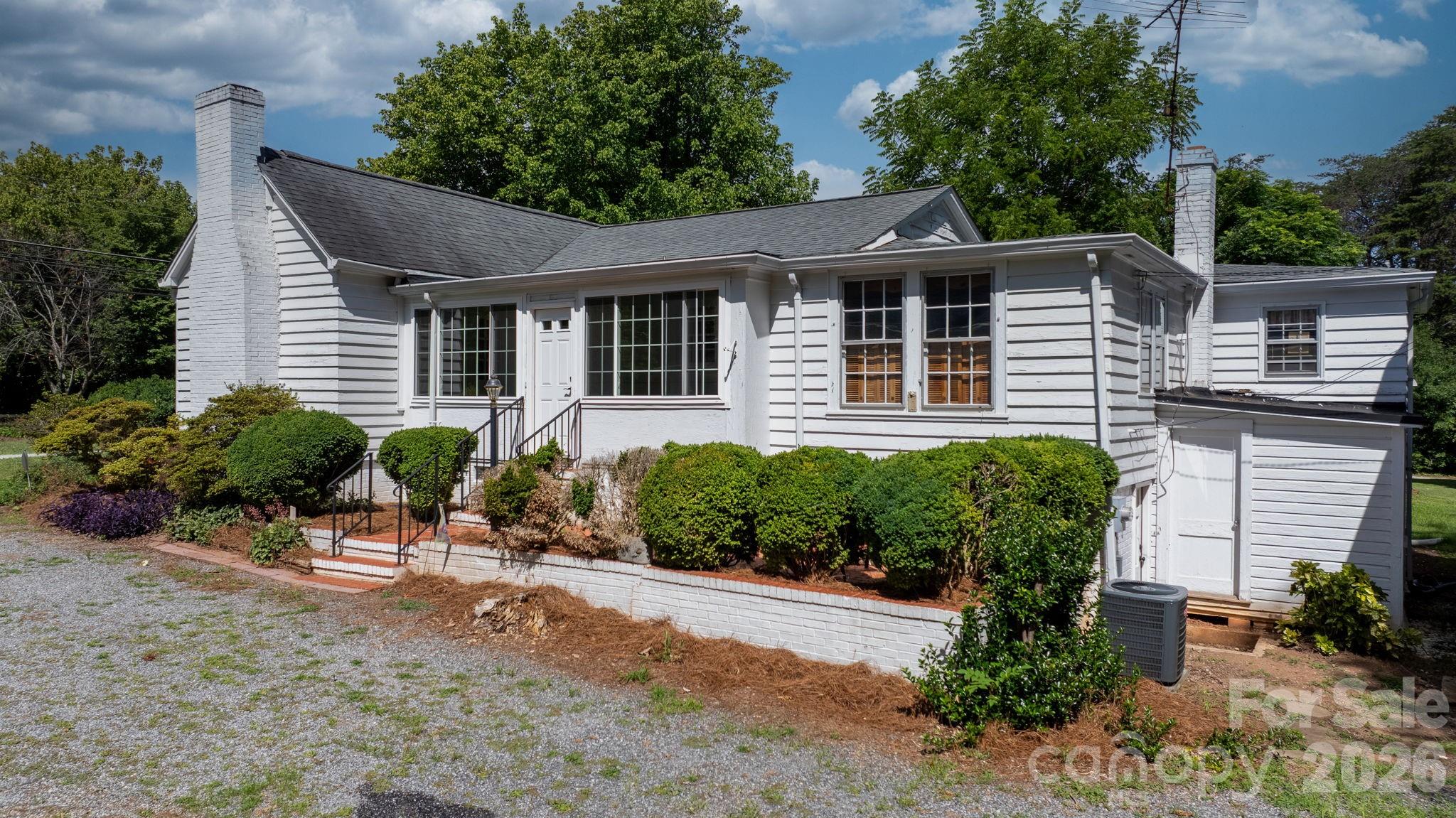 Single Family Residence at 608 1st Street W, Conover, photo 3 of 42