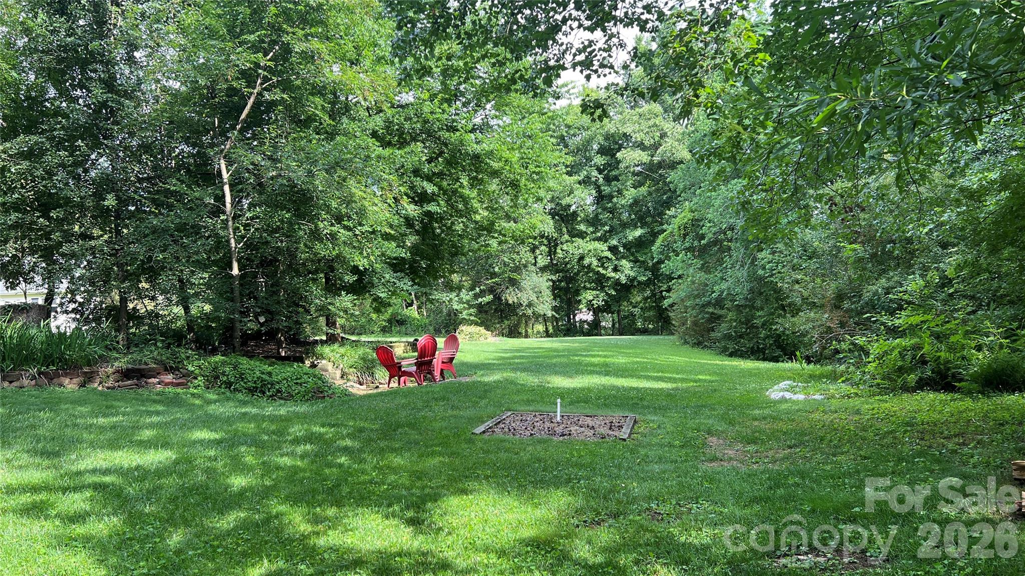 Horseshoe and backyard retreat area - 119 Country Meadow Lane, Kings Mountain