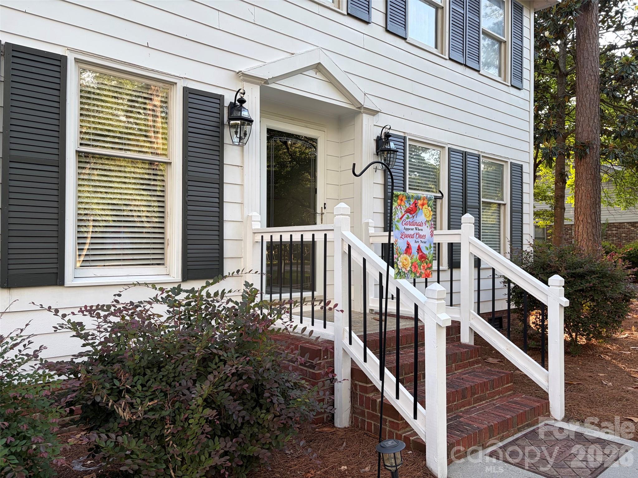 ** 6/30 - NEW Front Railing - 12760 Woodbridge Drive, Laurinburg