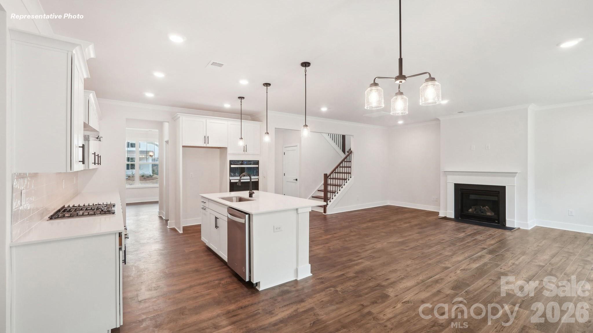 Single Family Residence at 6038 Shady Terrace Lane, York, photo 9 of 38