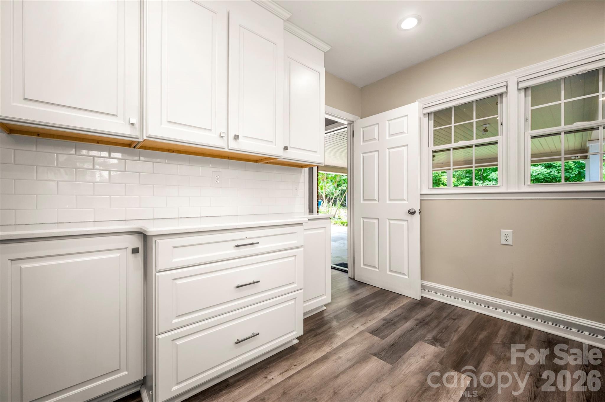 Kitchen - 303 Elizabeth Avenue, Forest City