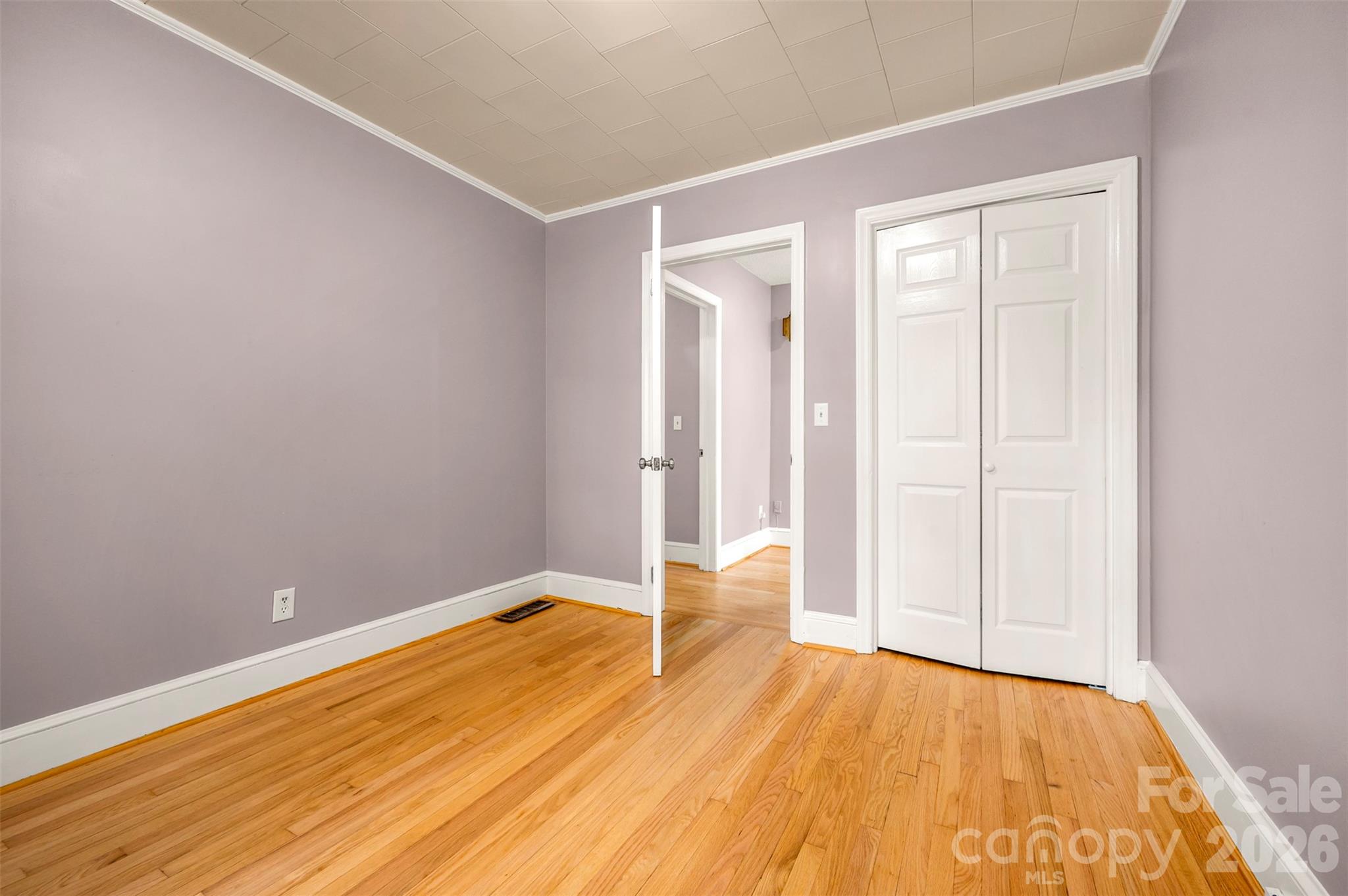 Bedroom - 303 Elizabeth Avenue, Forest City