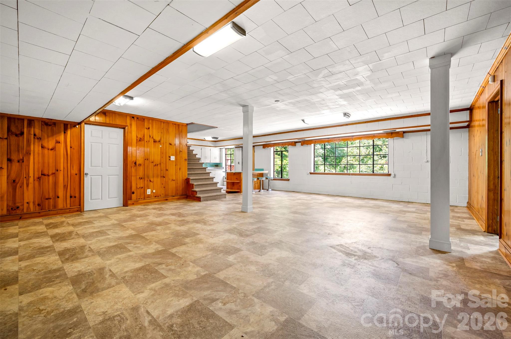 Family Room - 303 Elizabeth Avenue, Forest City