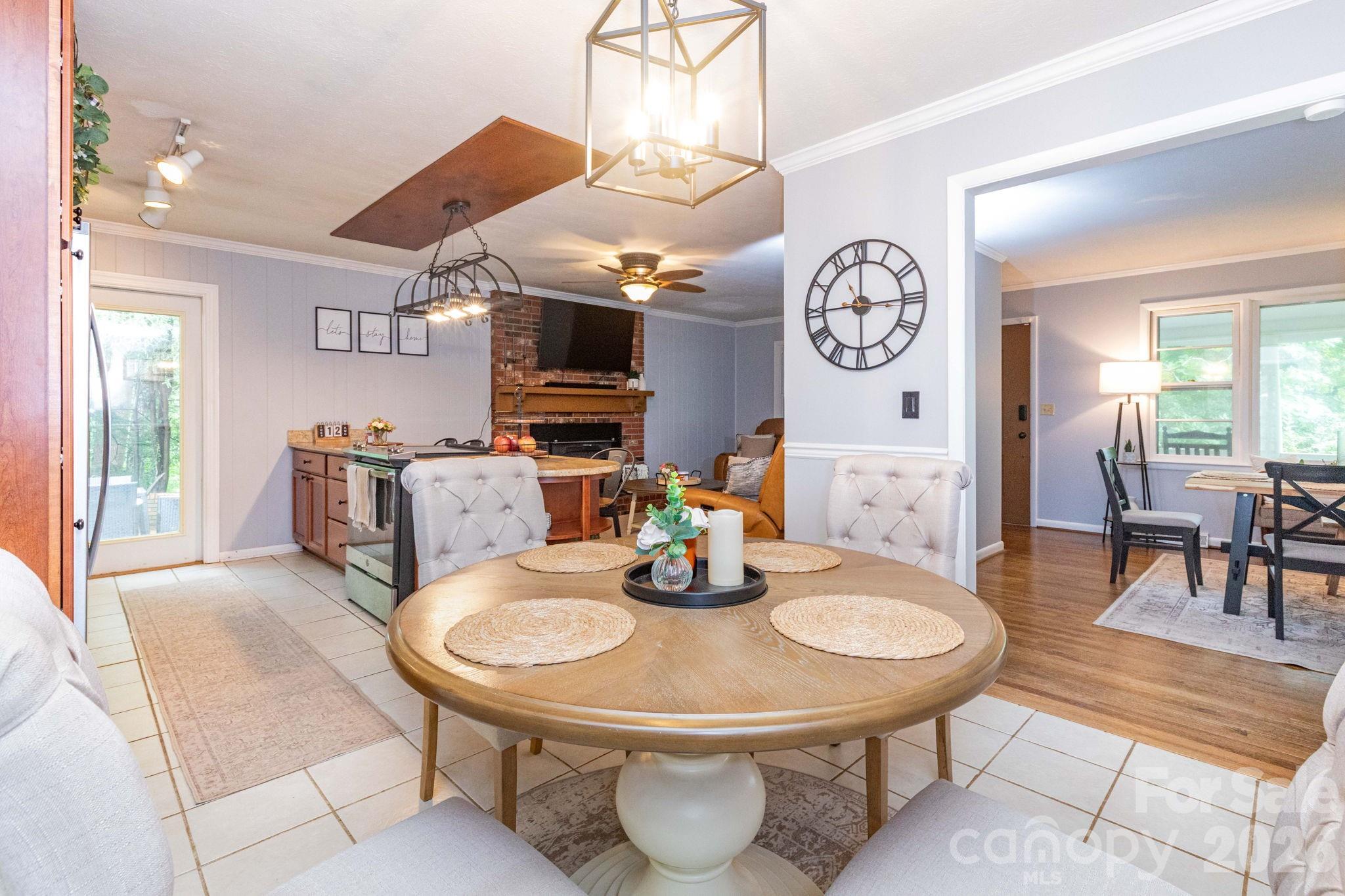 Open Kitchen - 936 Toxaway Drive, Hendersonville