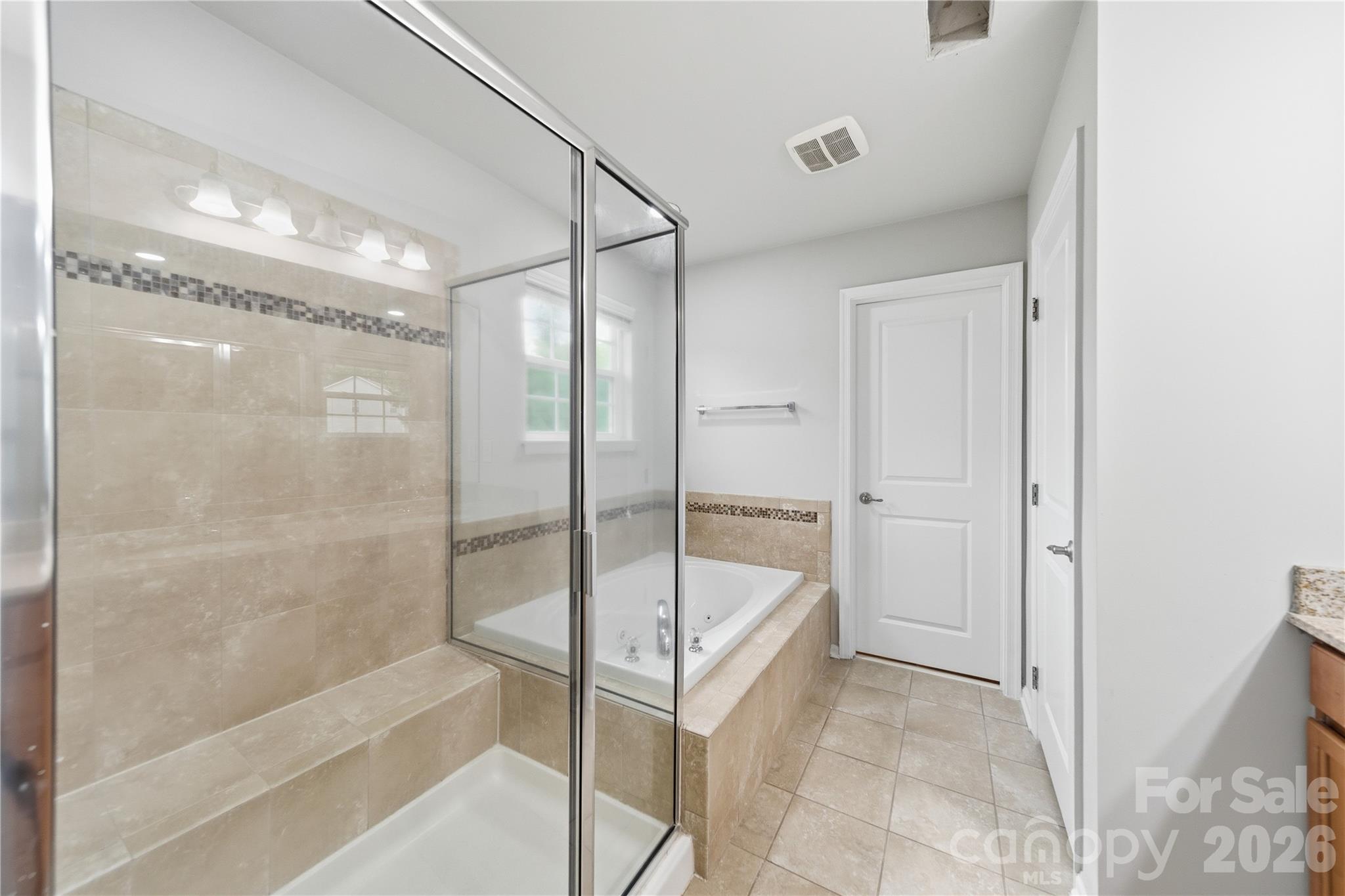 Single Family Residence at 3611 English Garden Drive, Gastonia, photo 11 of 22