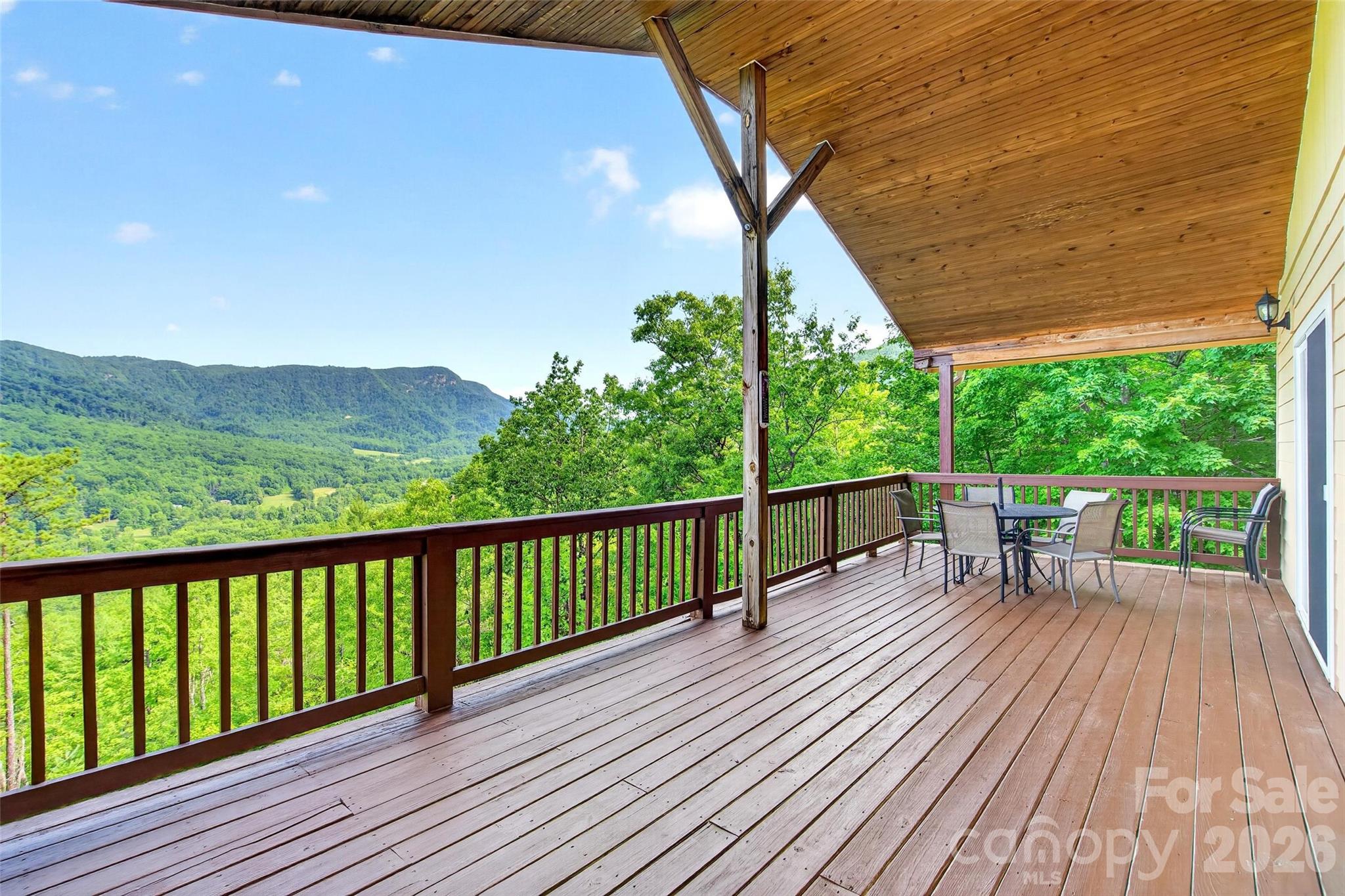 Single Family Residence at 40 E Valley View Drive, Marion, photo 5 of 29