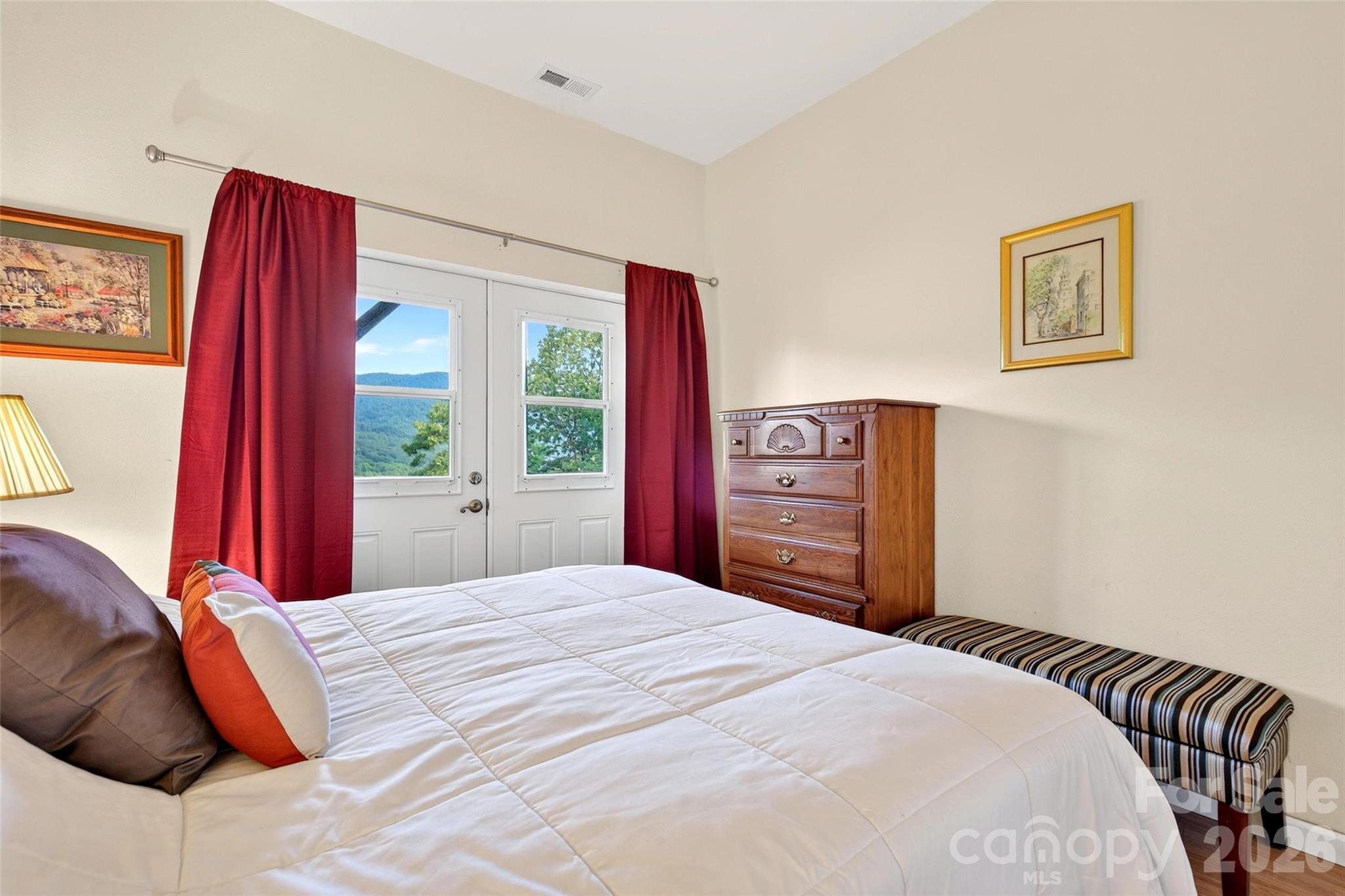 Single Family Residence at 40 E Valley View Drive, Marion, photo 21 of 29