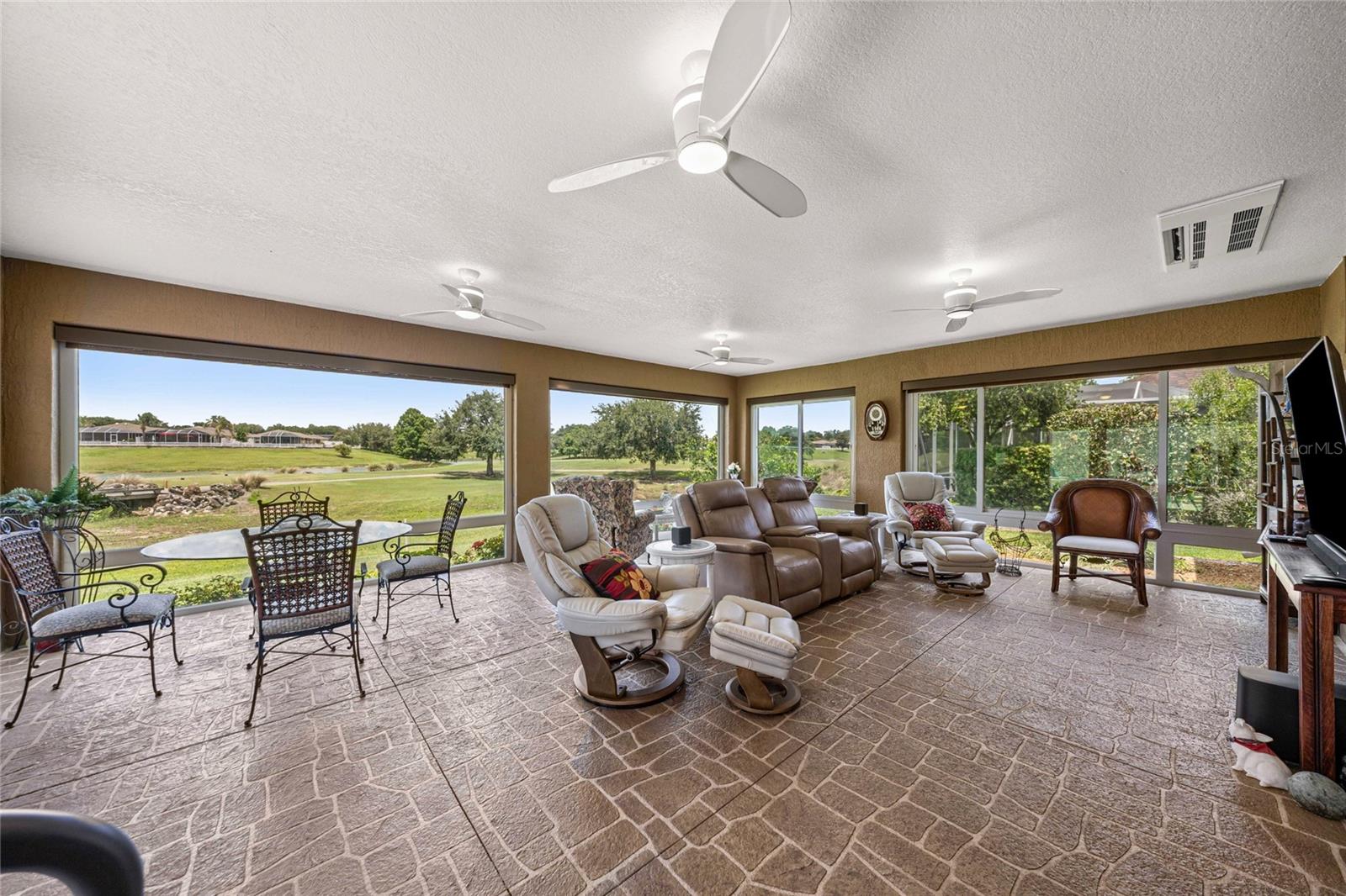 Single Family Residence at 8481 SE 168TH KITTREDGE LOOP, THE VILLAGES, photo 17 of 44