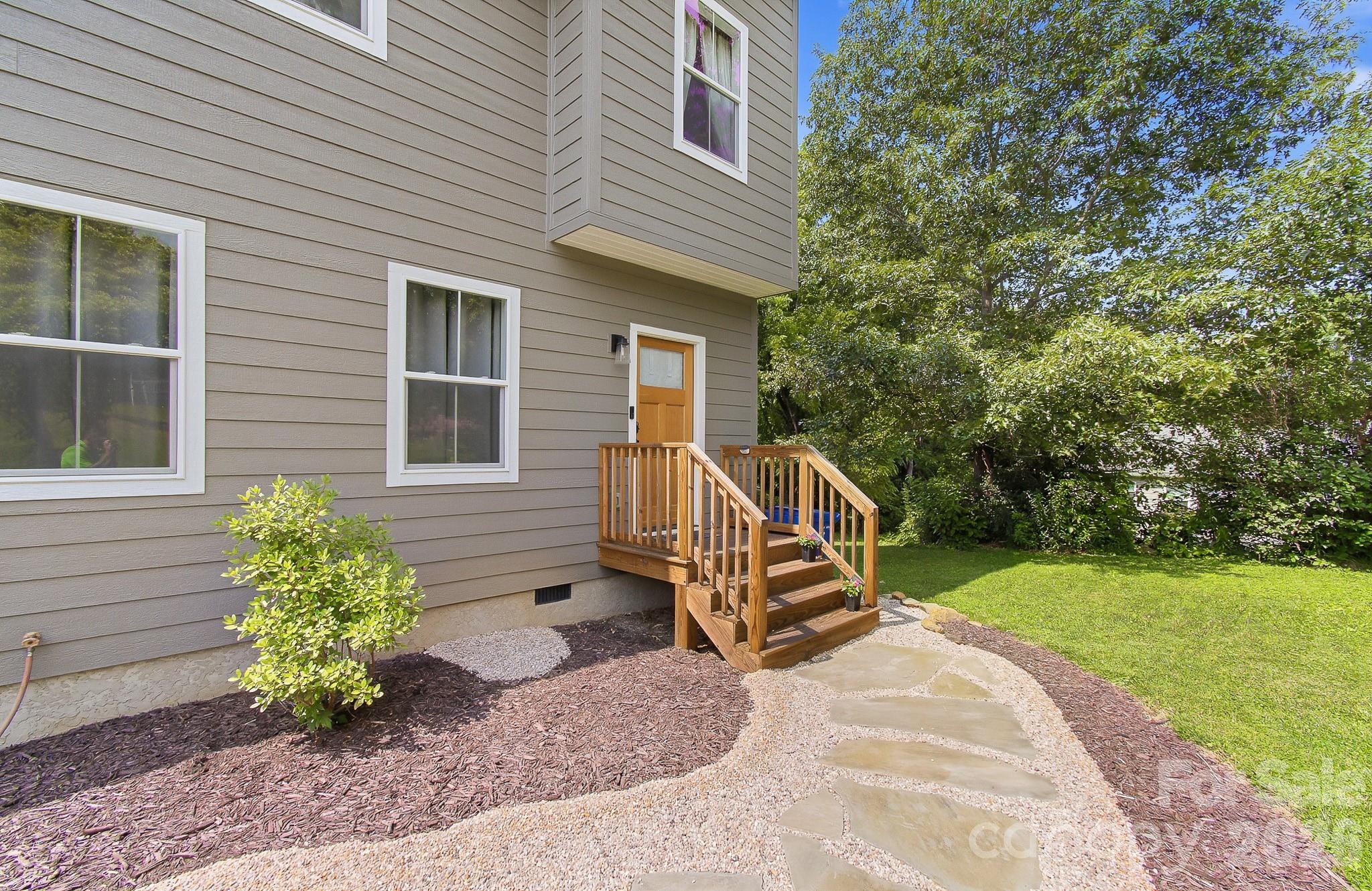 Single Family Residence at 777 High Street, Canton, photo 14 of 44
