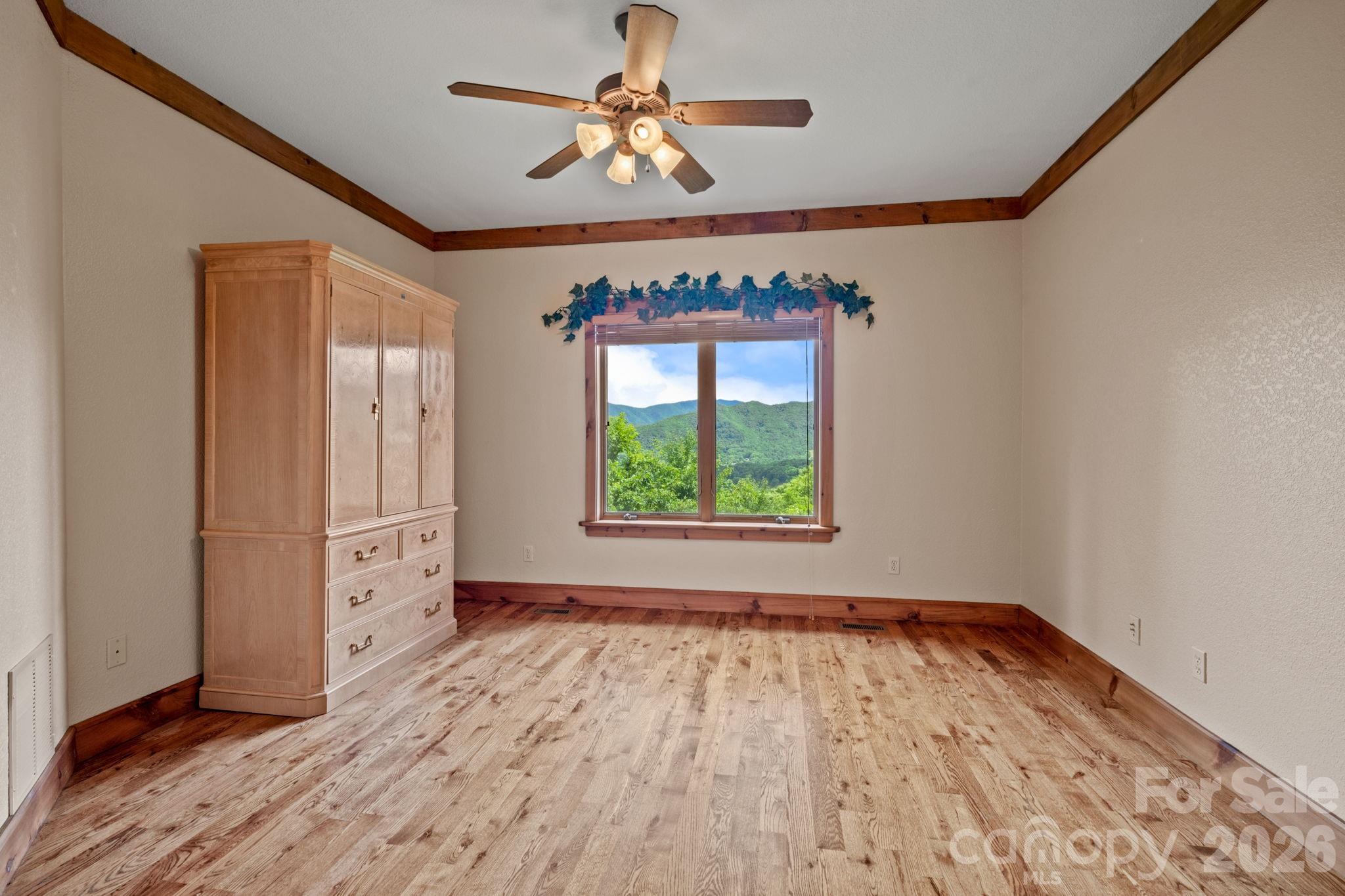 Single Family Residence at 241 Glen Eagle Drive, Waynesville, photo 35 of 48