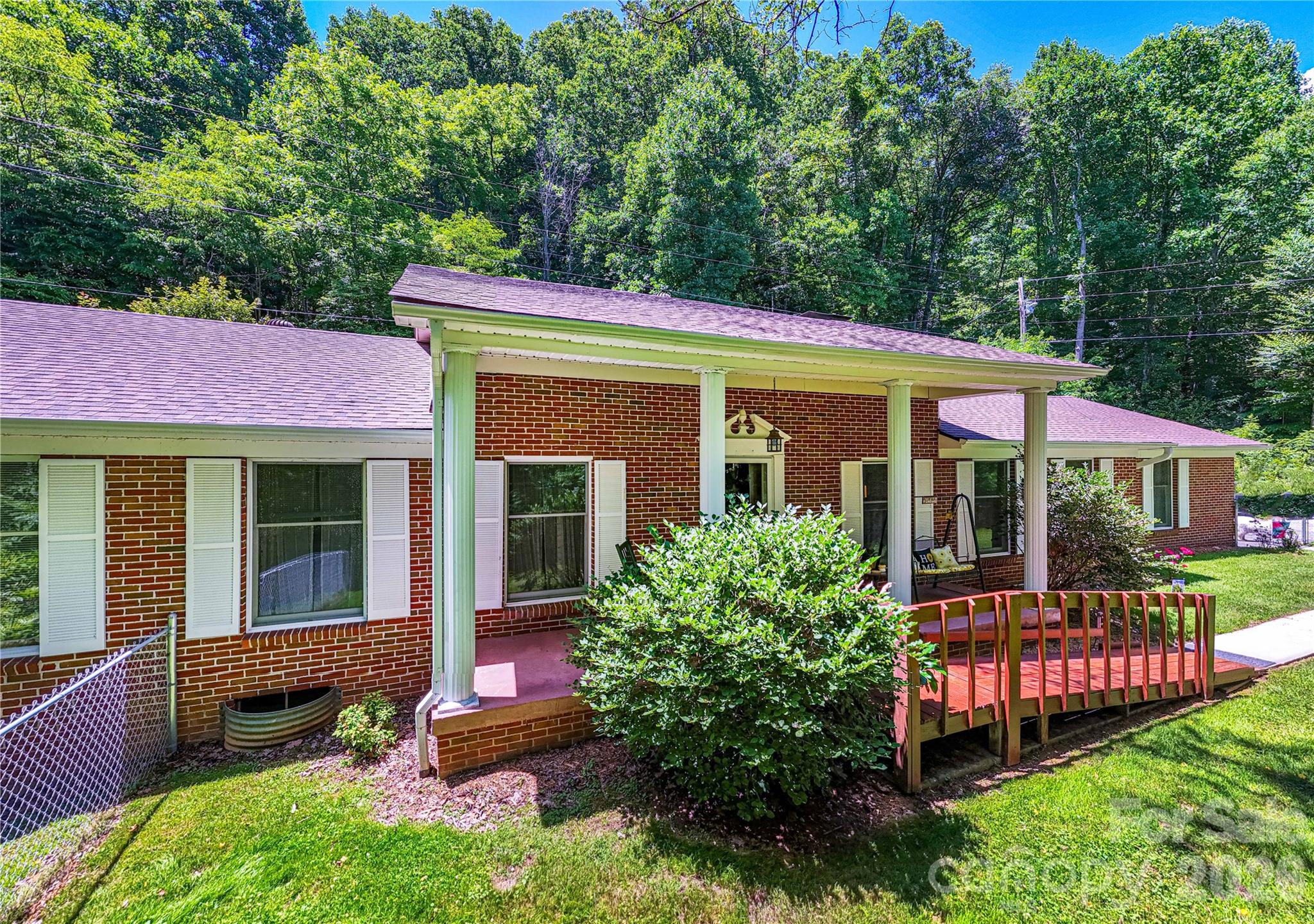 Single Family Residence at 7835 US 23 Highway, Mars Hill, photo 11 of 32