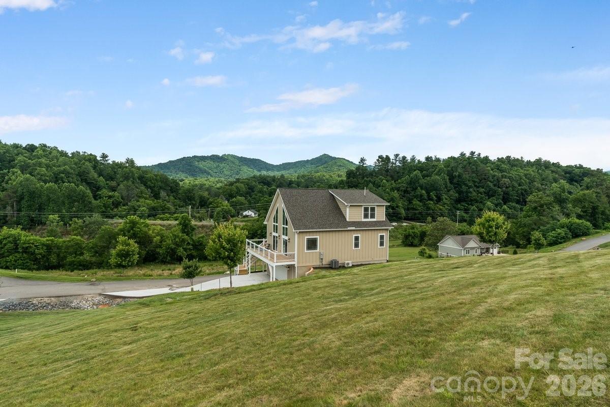Single Family Residence at 49 Grace Court, Mars Hill, photo 12 of 46
