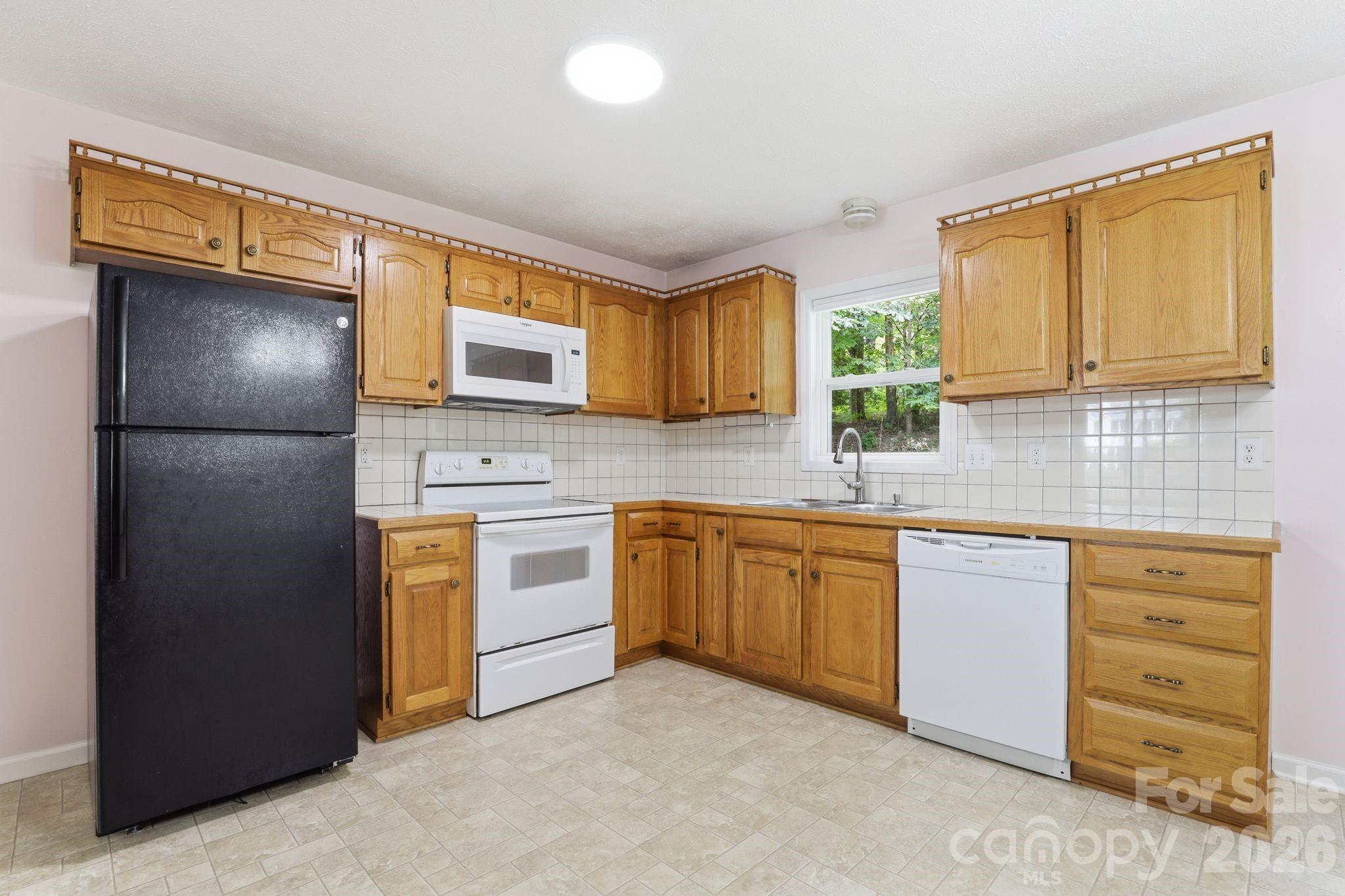 Single Family Residence at 15 Valley Street, Granite Falls, photo 12 of 27