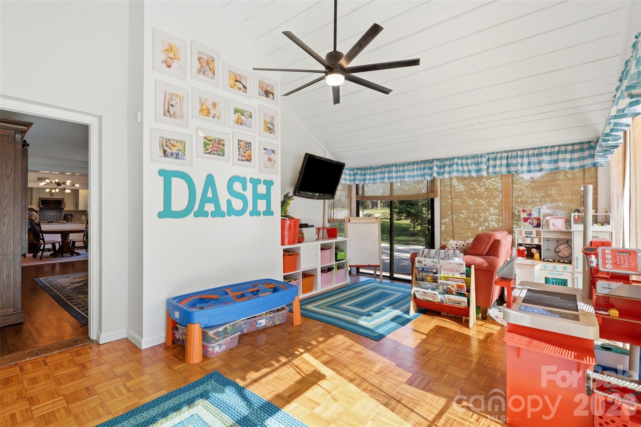 Sunroom - 2201 Armstrong Park Drive, Gastonia