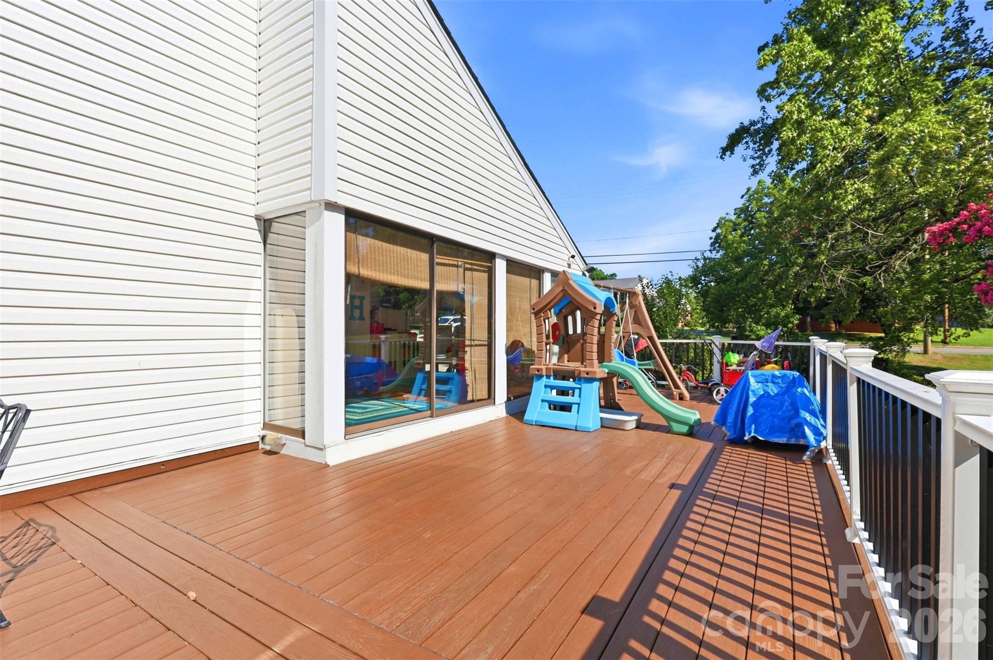 Single Family Residence at 2201 Armstrong Park Drive, Gastonia, photo 34 of 44