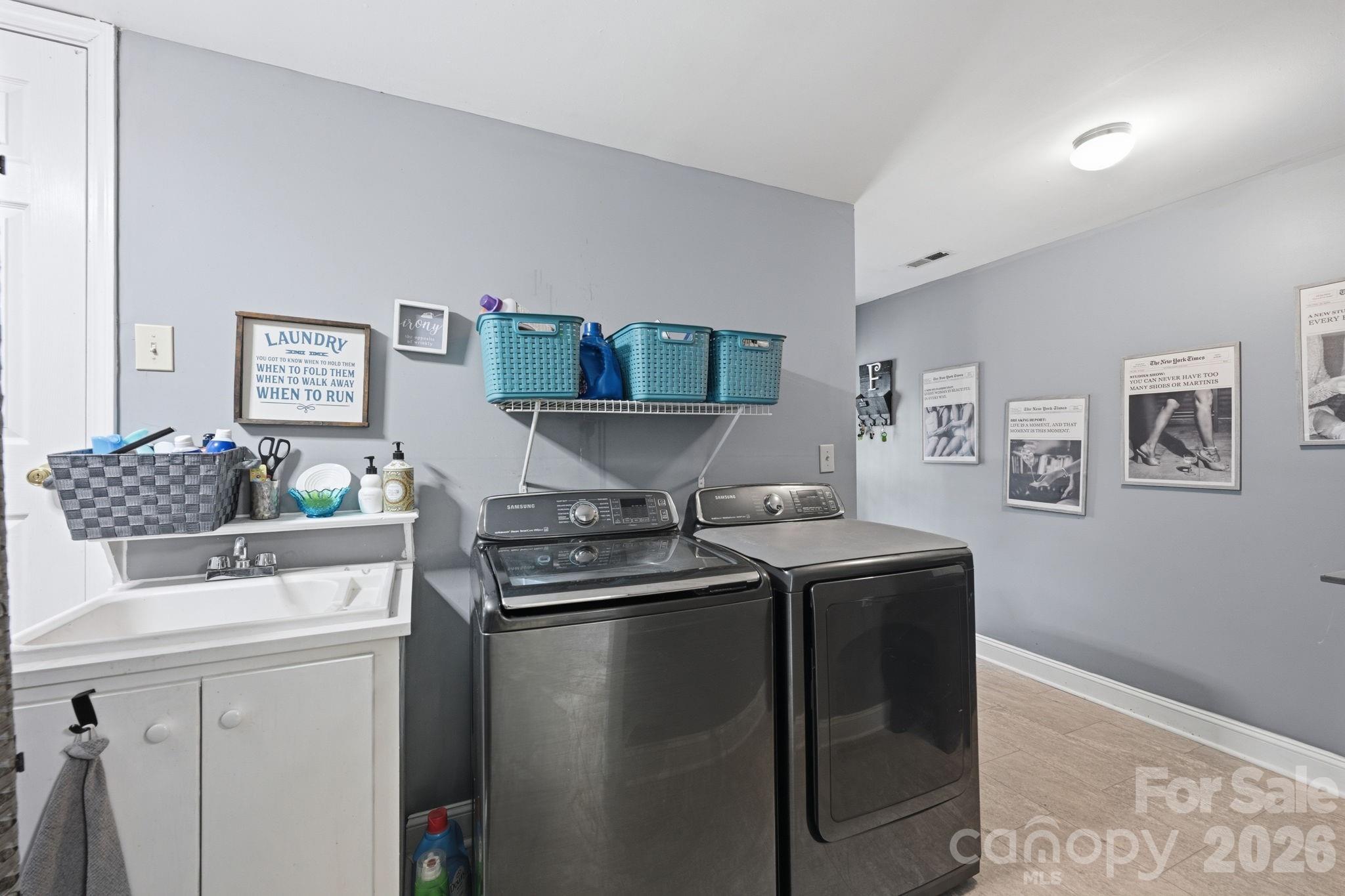 Main Level Laundry - 4420 Tucker Road, Belmont
