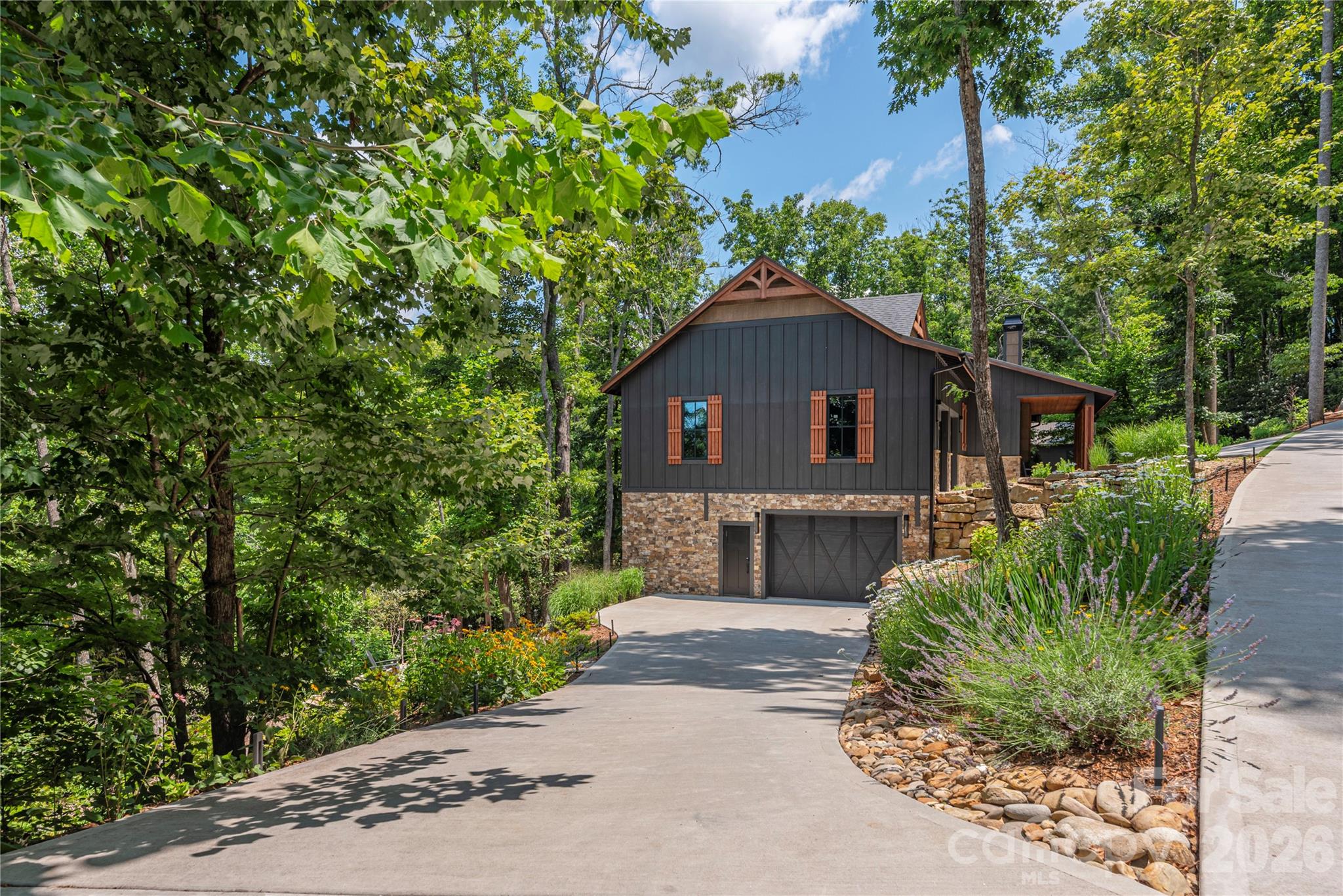 Single Family Residence at 28 Garren View Drive, Fairview, photo 47 of 47