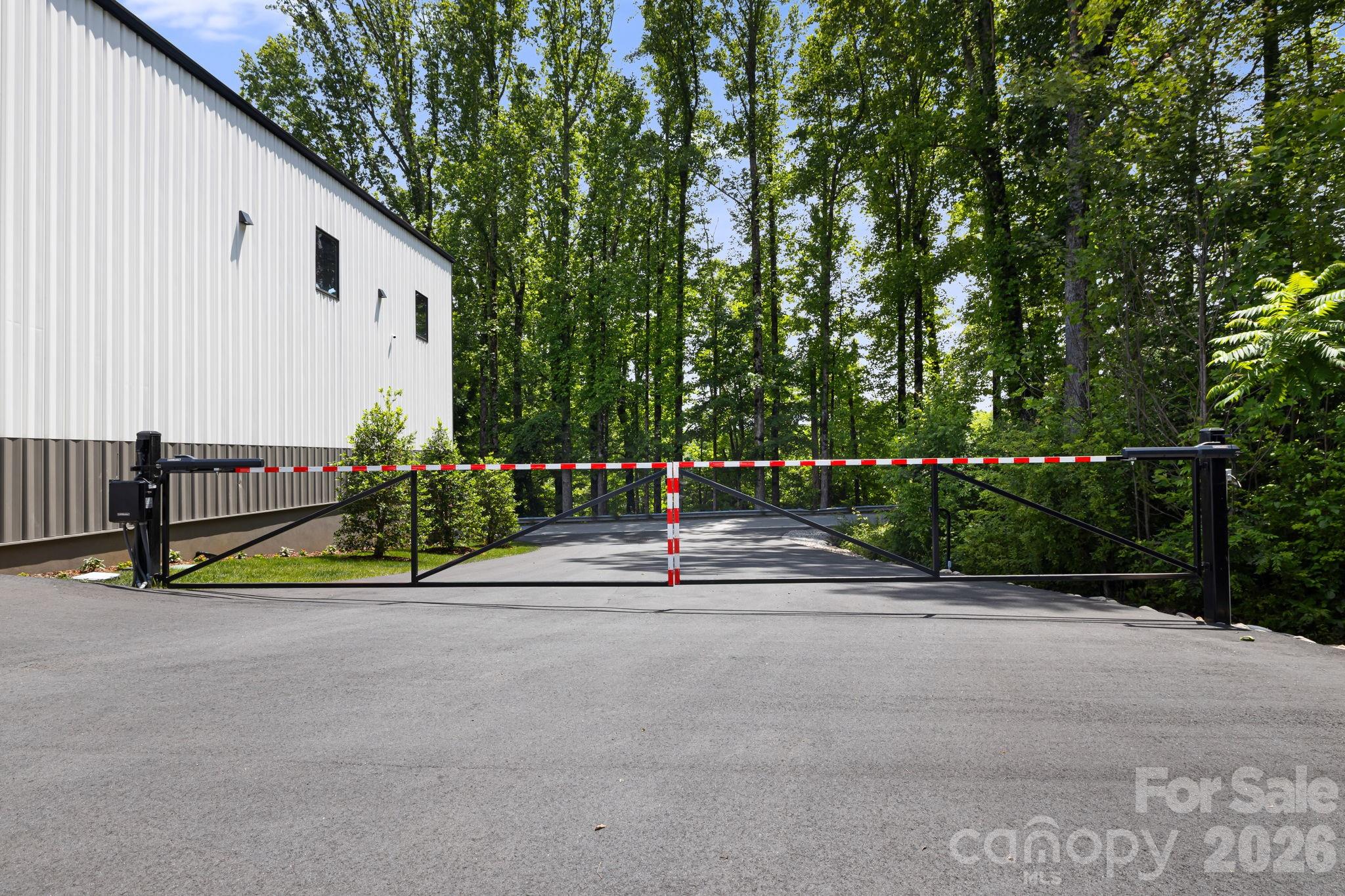 Condominium at 130 Speed Way, Lake Toxaway, photo 29 of 33