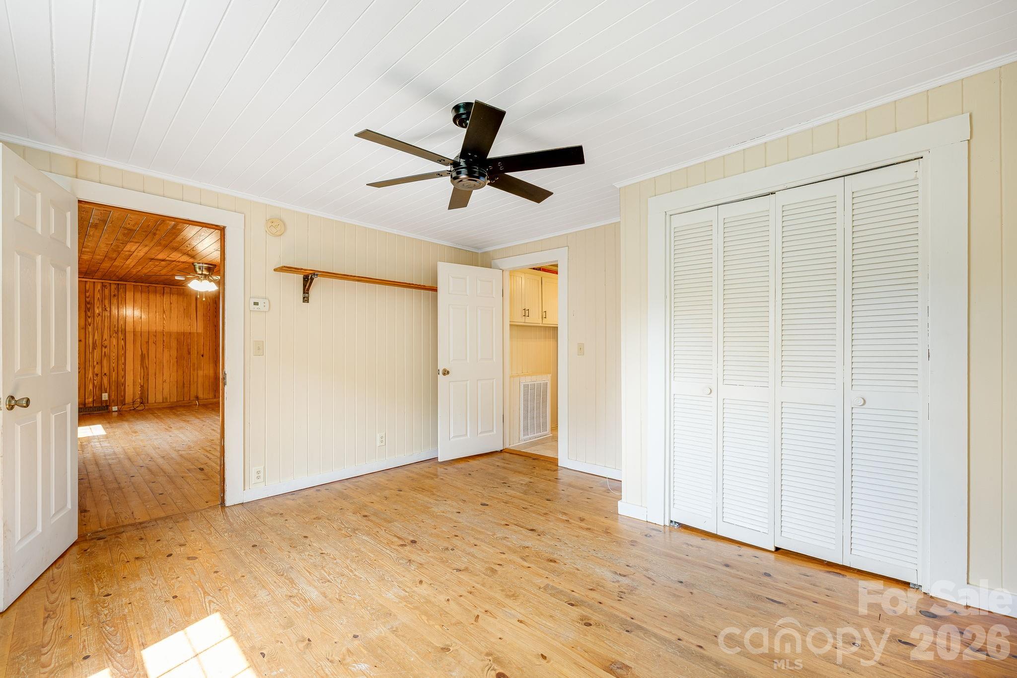 Main bedroom - 111 Bible School Road, Lake Lure