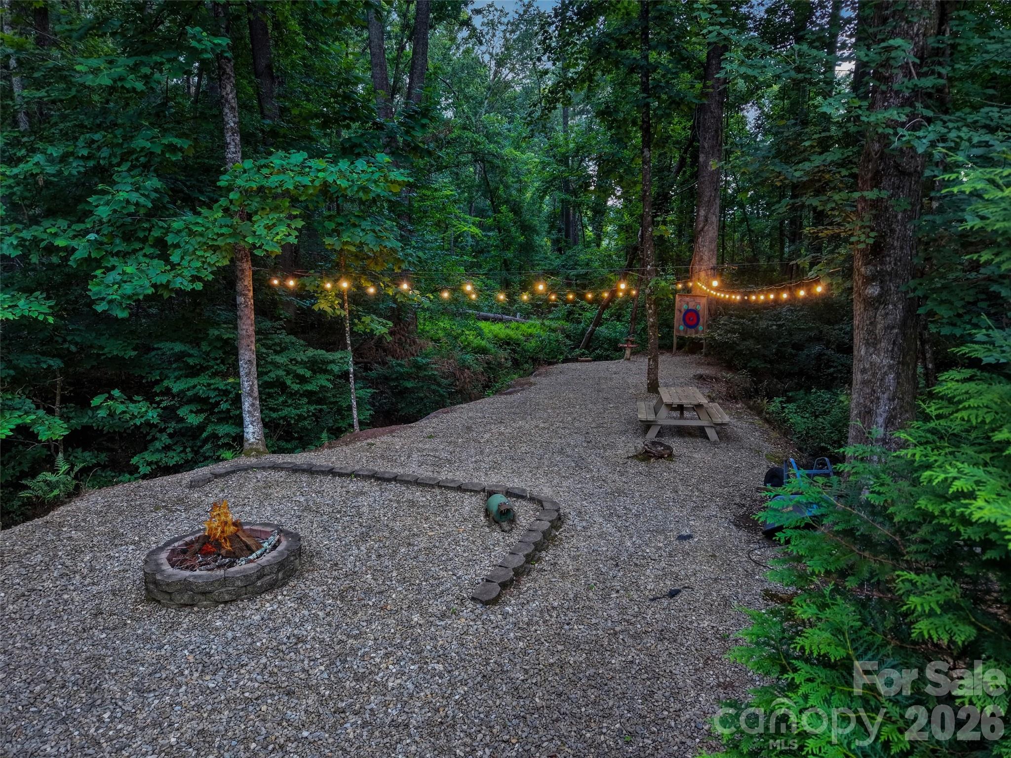 Enjoy many evenings with family and friends in the cool mountain air !! - 290 Sweetwater Hills Drive, Hendersonville