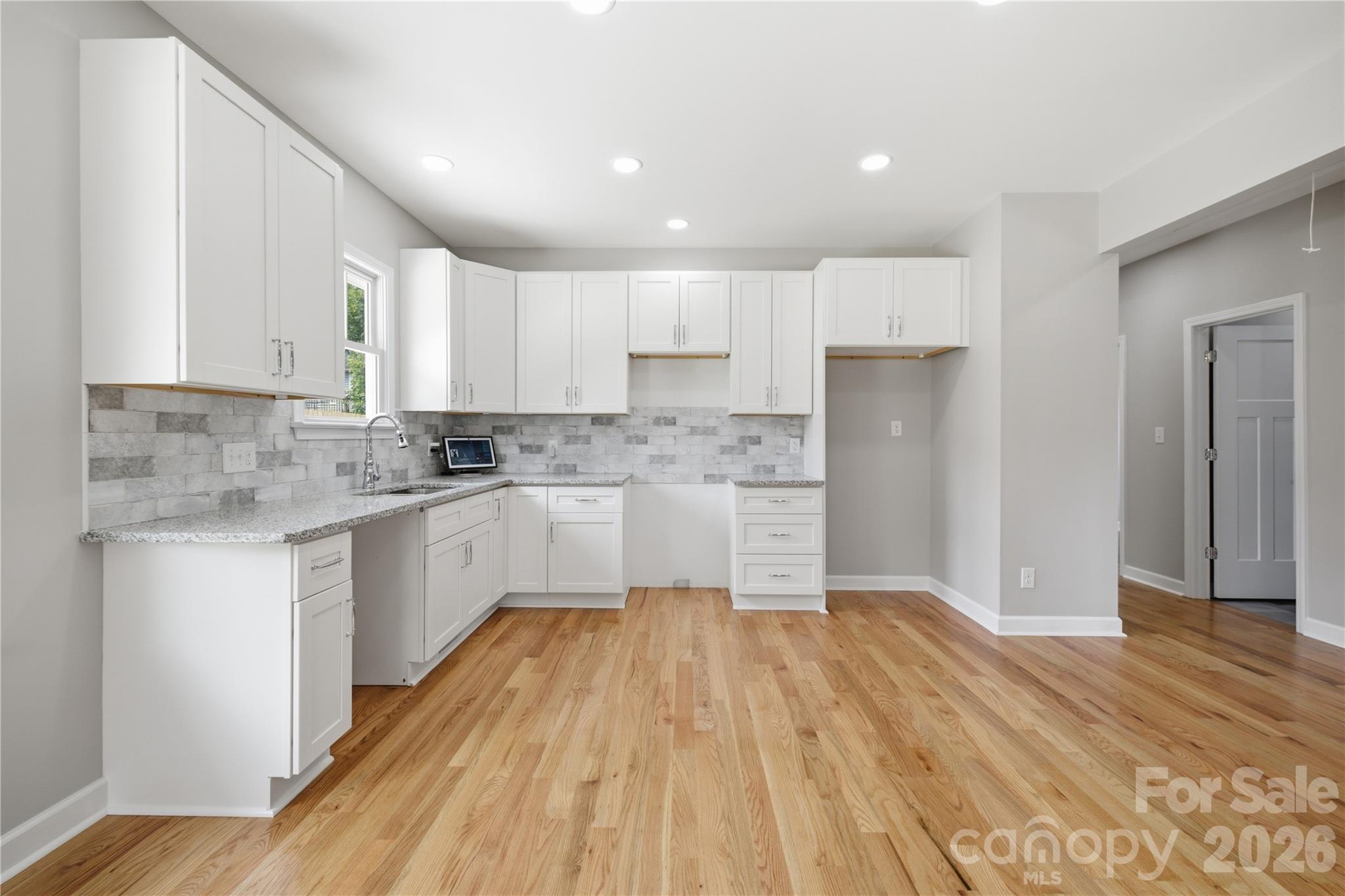 kitchen area - 404 Williamson Street, Fort Mill