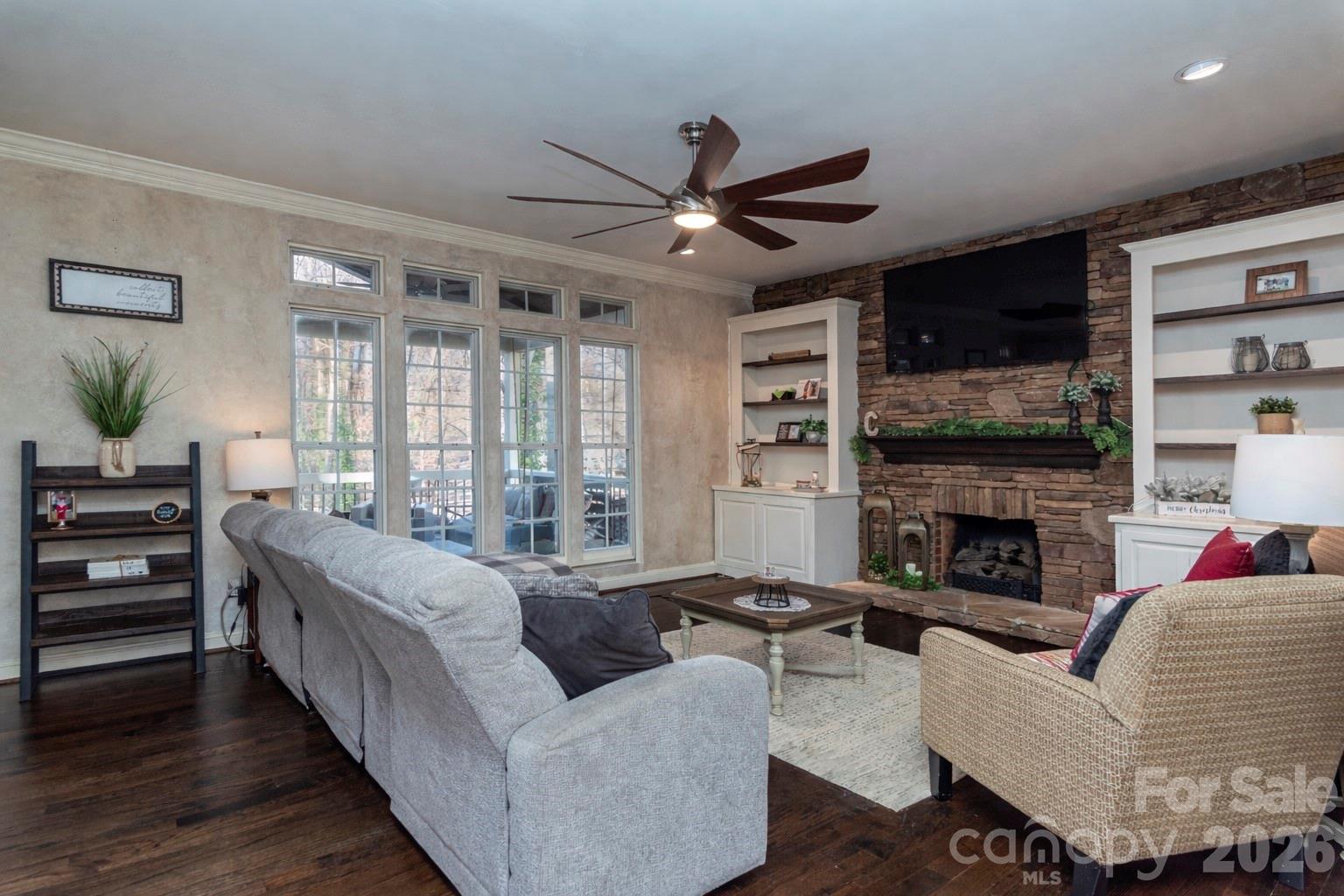 Family Room open to kitchen - 130 Haddington Place, Mooresville