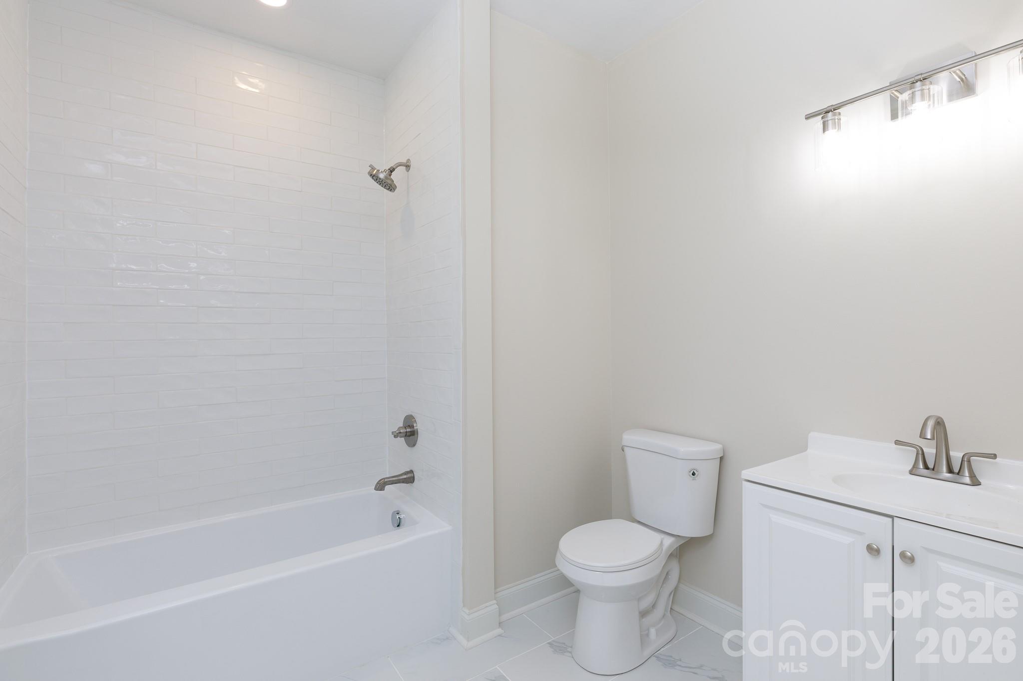 Single Family Residence at 314 Friedheim Road, Rock Hill, photo 16 of 27