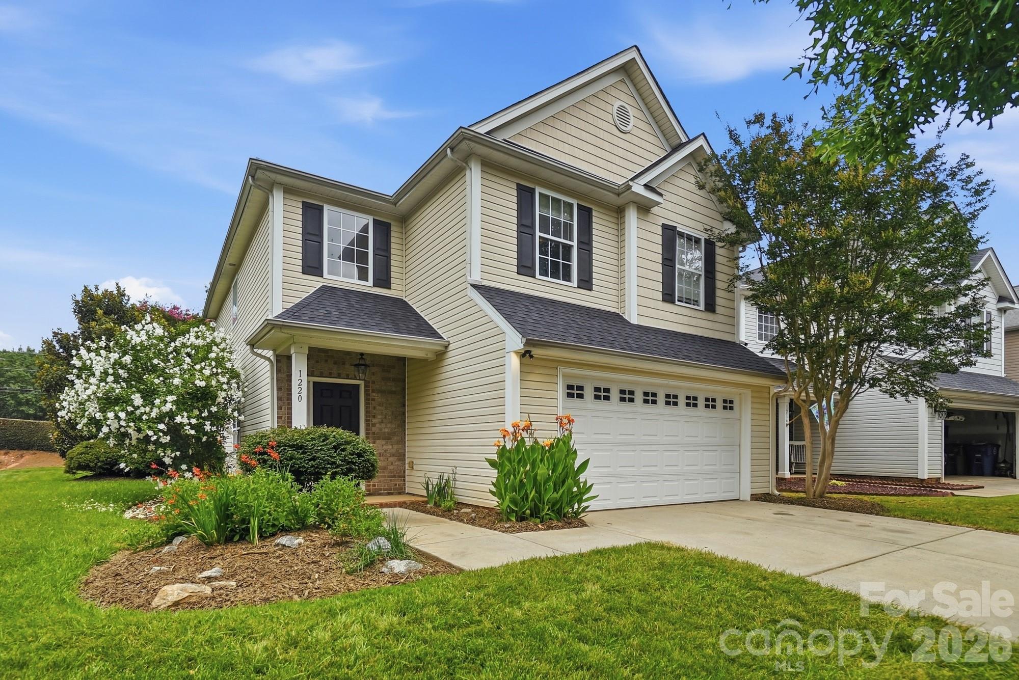 Single Family Residence at 1220 Afternoon Sun Road, Matthews, photo 2 of 34