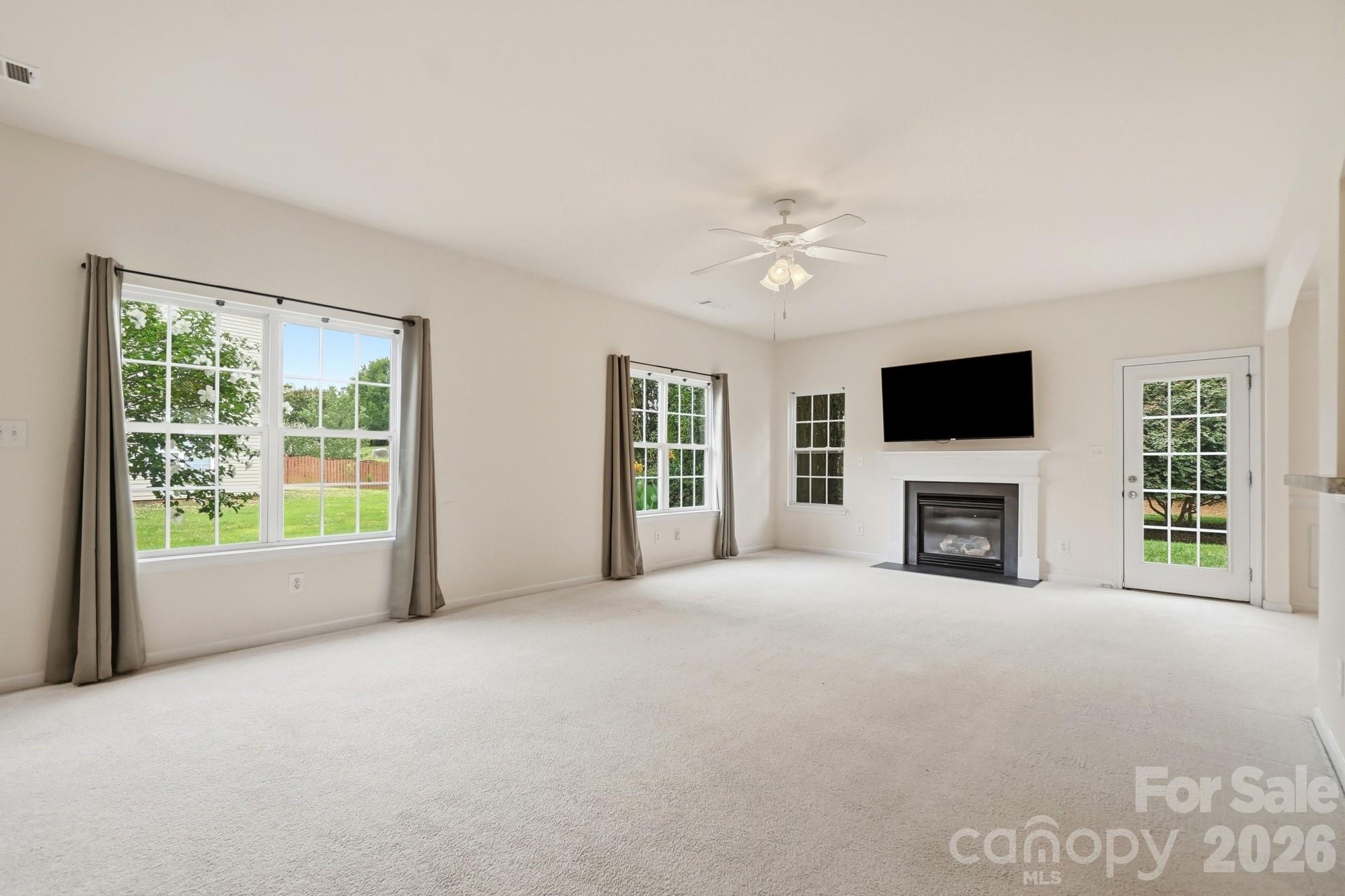 Single Family Residence at 1220 Afternoon Sun Road, Matthews, photo 5 of 34