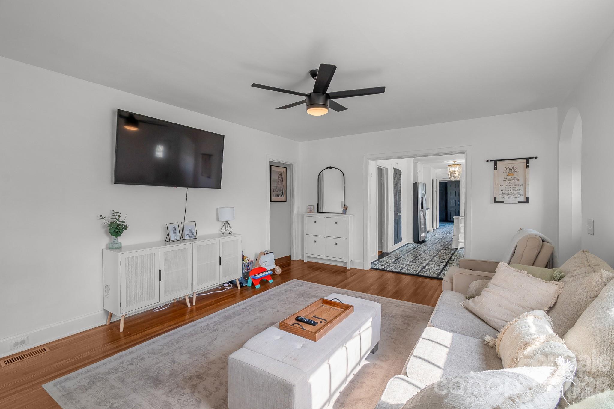 Single Family Residence at 316 S Matson Street, Kershaw, photo 27 of 45