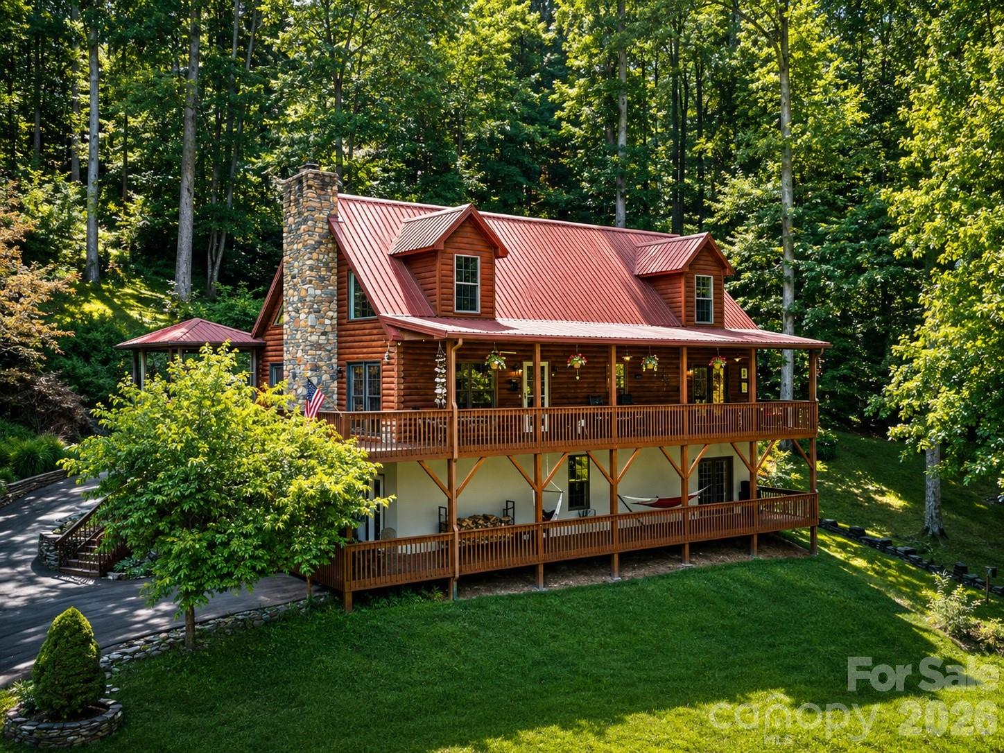 Single Family Residence at 420 Chimney Rock Drive, Weaverville