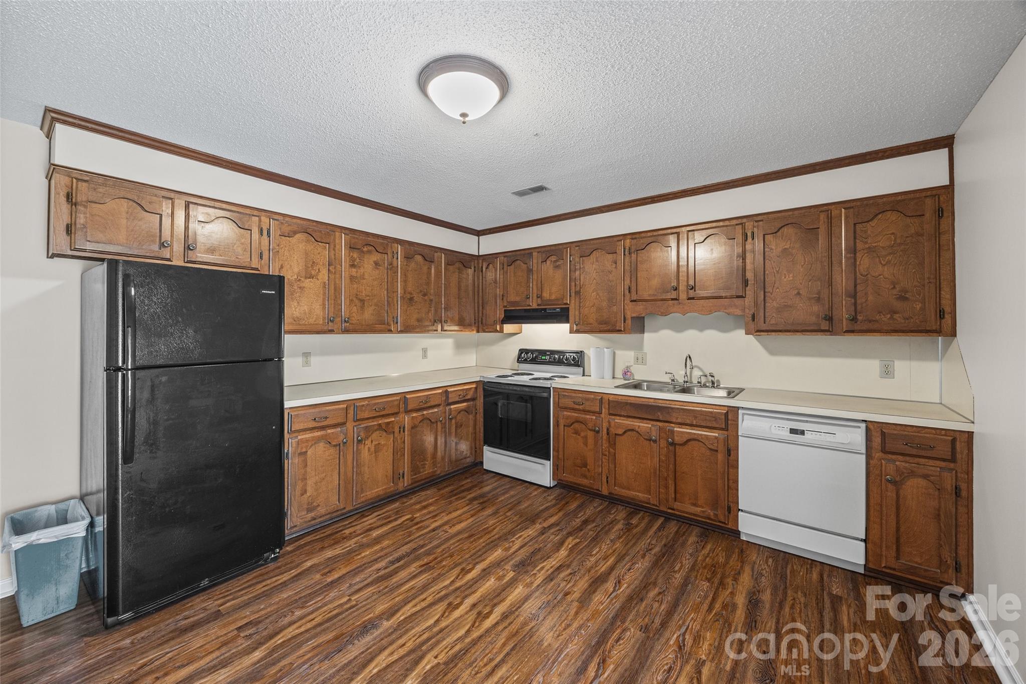 Condominium at 245 Pointe Circle, Rock Hill, photo 10 of 29