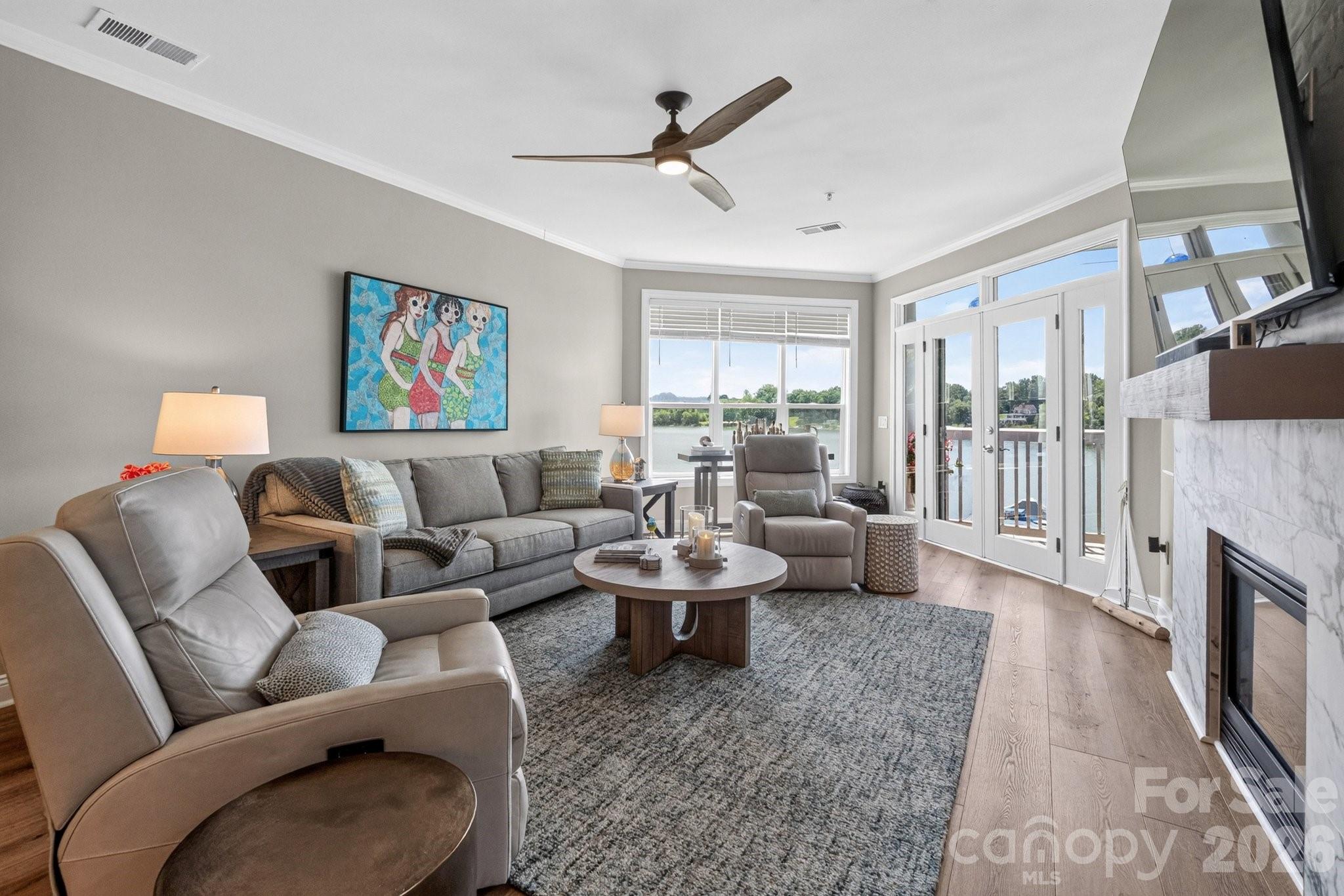 Condominium at 637 Williamson Road, Mooresville, photo 13 of 35