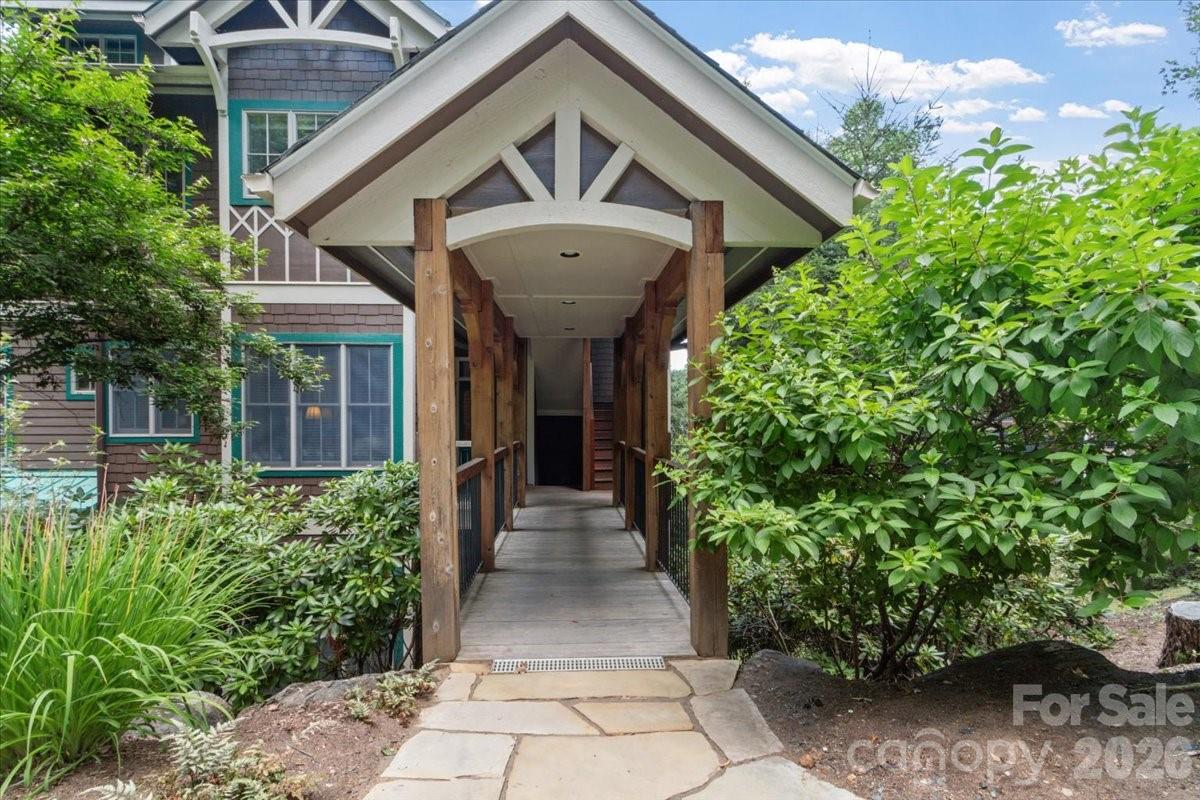 45 Creekside Way