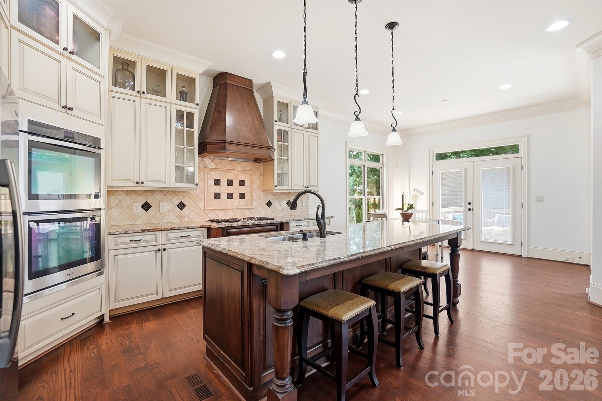 Single Family Residence at 13302 Bally Bunnion Way, Davidson, photo 10 of 48