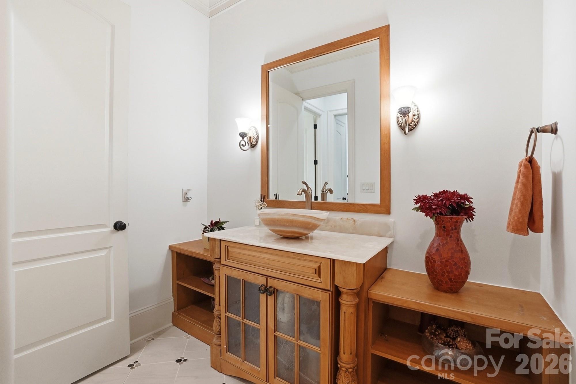 Single Family Residence at 13302 Bally Bunnion Way, Davidson, photo 15 of 48