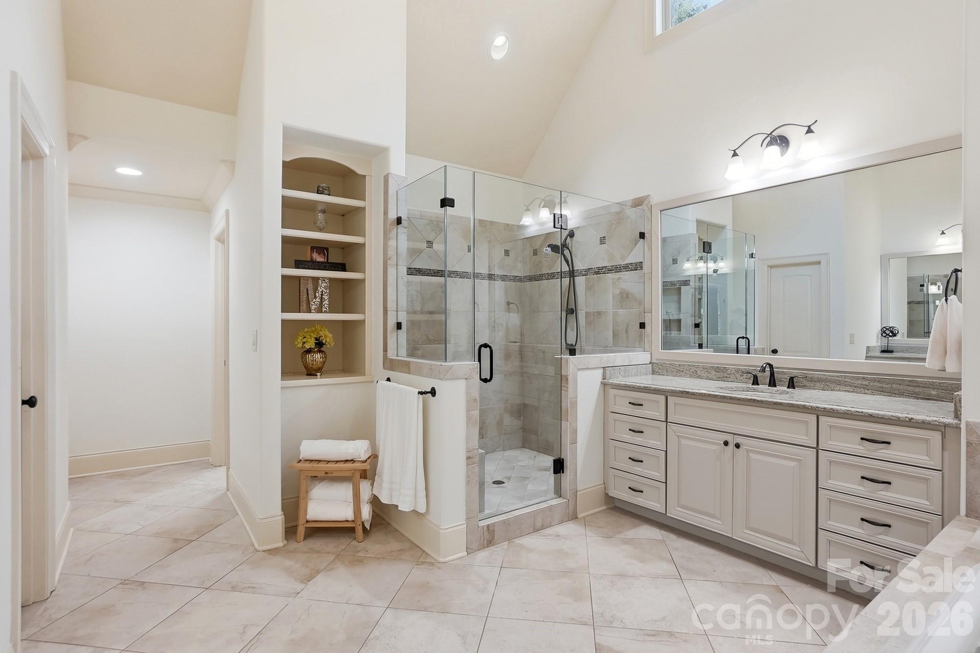 Single Family Residence at 13302 Bally Bunnion Way, Davidson, photo 25 of 48