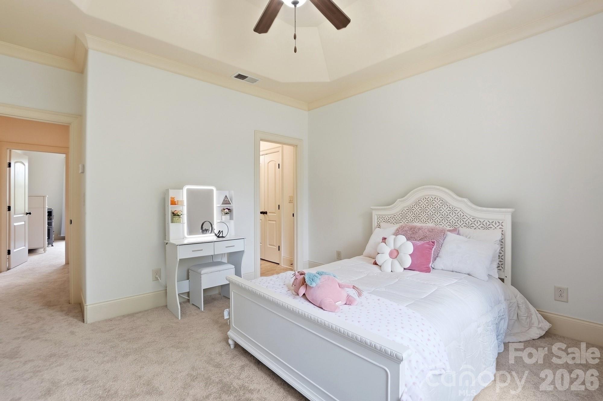 Single Family Residence at 13302 Bally Bunnion Way, Davidson, photo 32 of 48