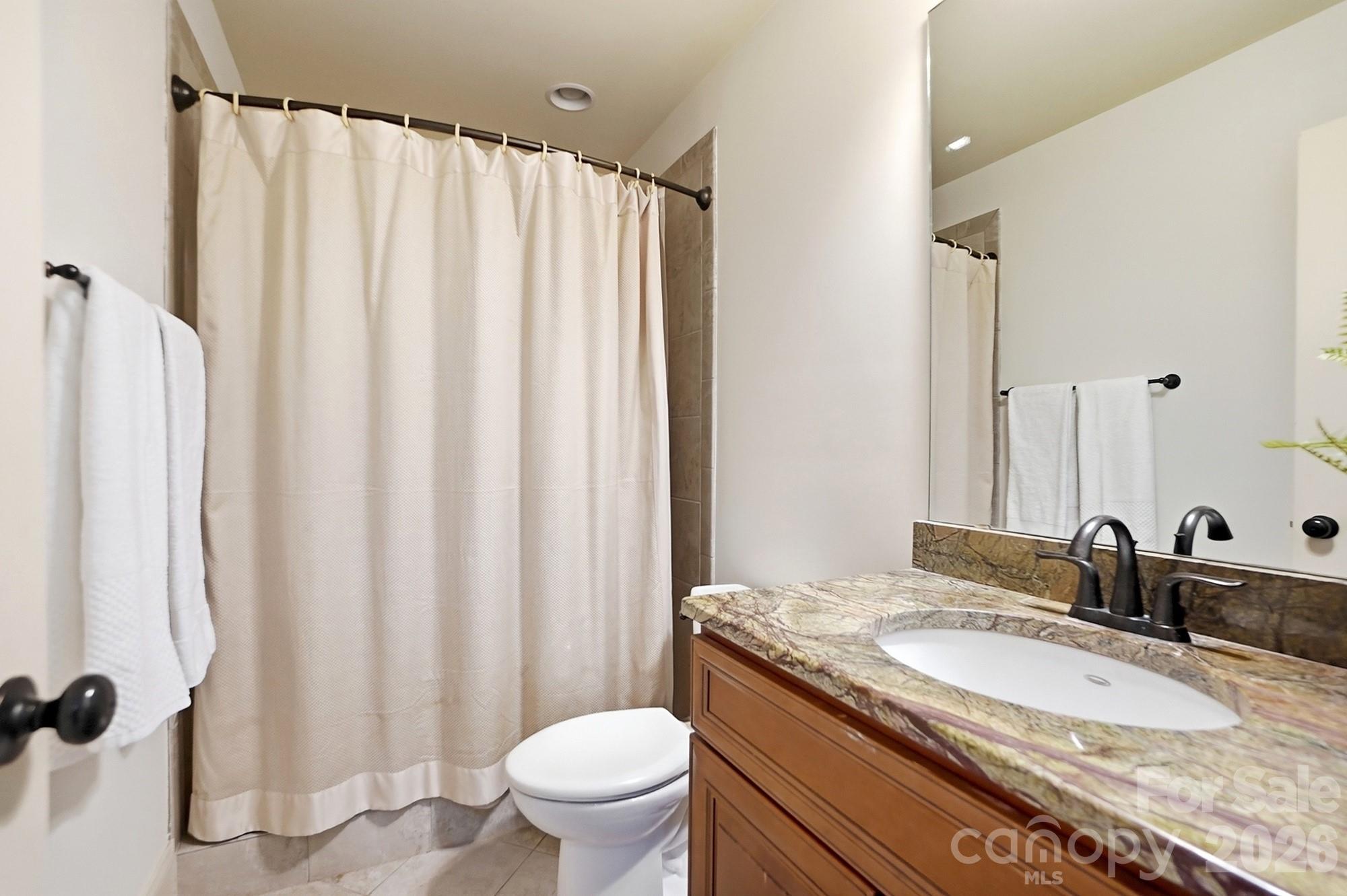 Single Family Residence at 13302 Bally Bunnion Way, Davidson, photo 39 of 48