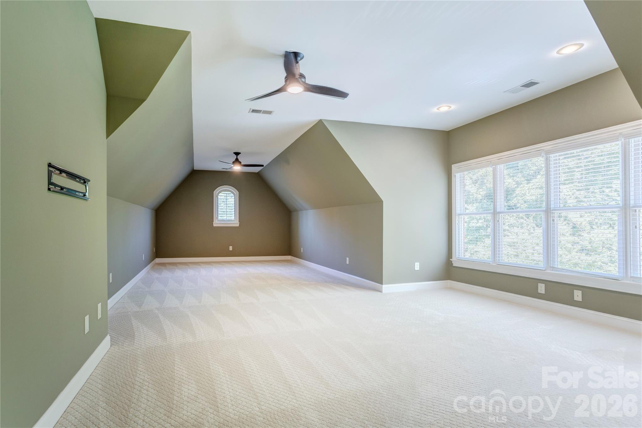 Large bonus room - 6005 Willowood Road, Kannapolis