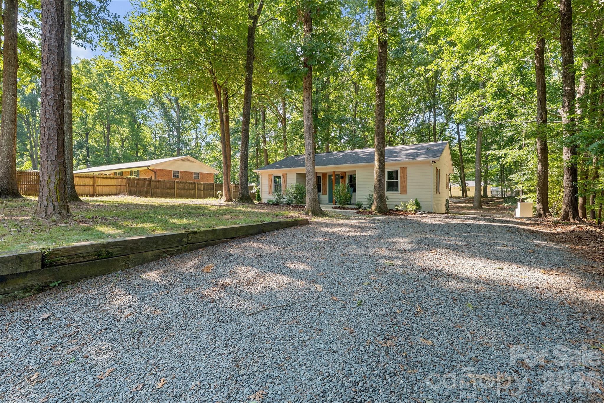 Single Family Residence at 317 Jackson Place, Matthews, photo 2 of 36